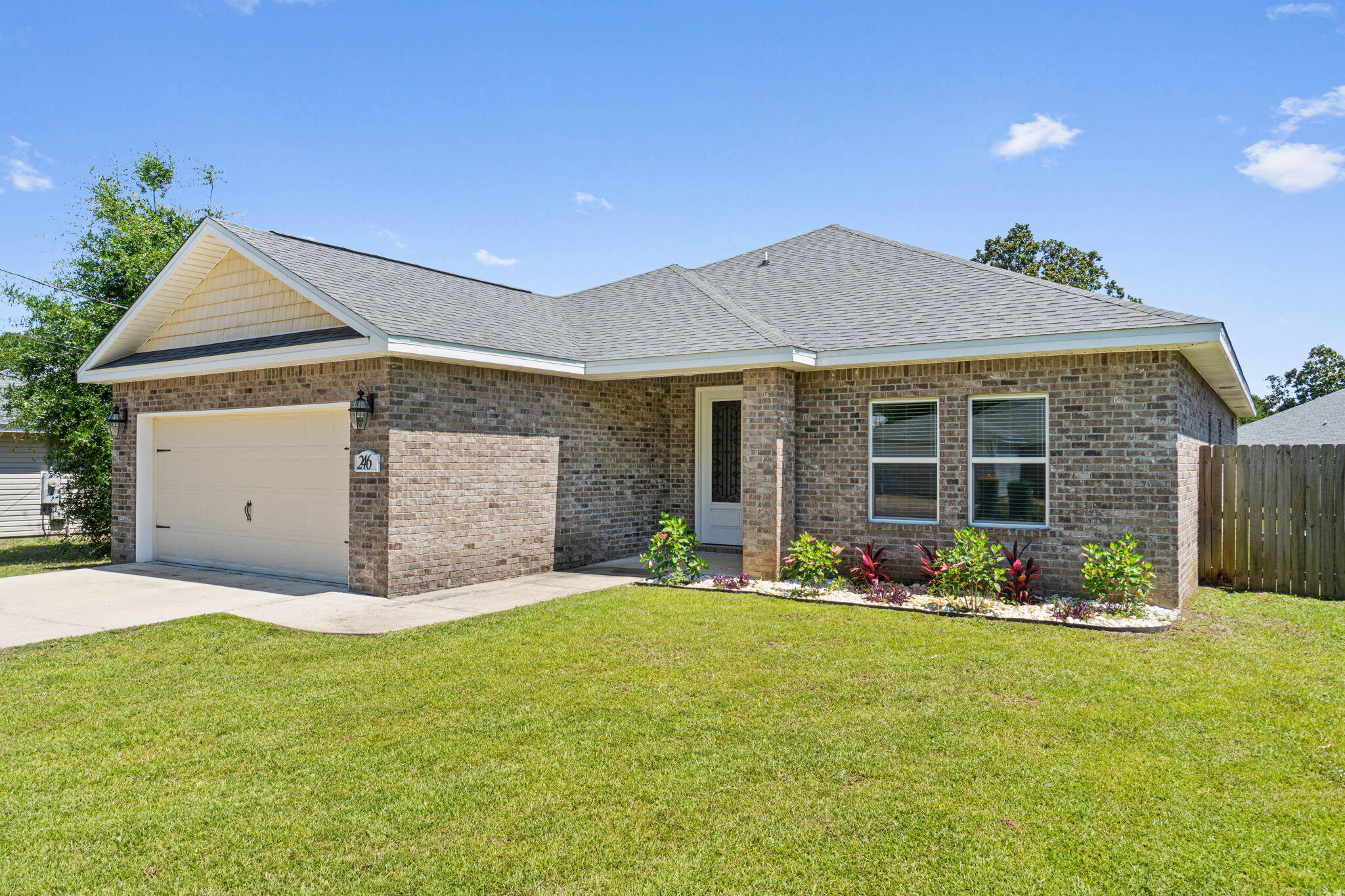 WYNNEHAVEN BCH EST - Residential