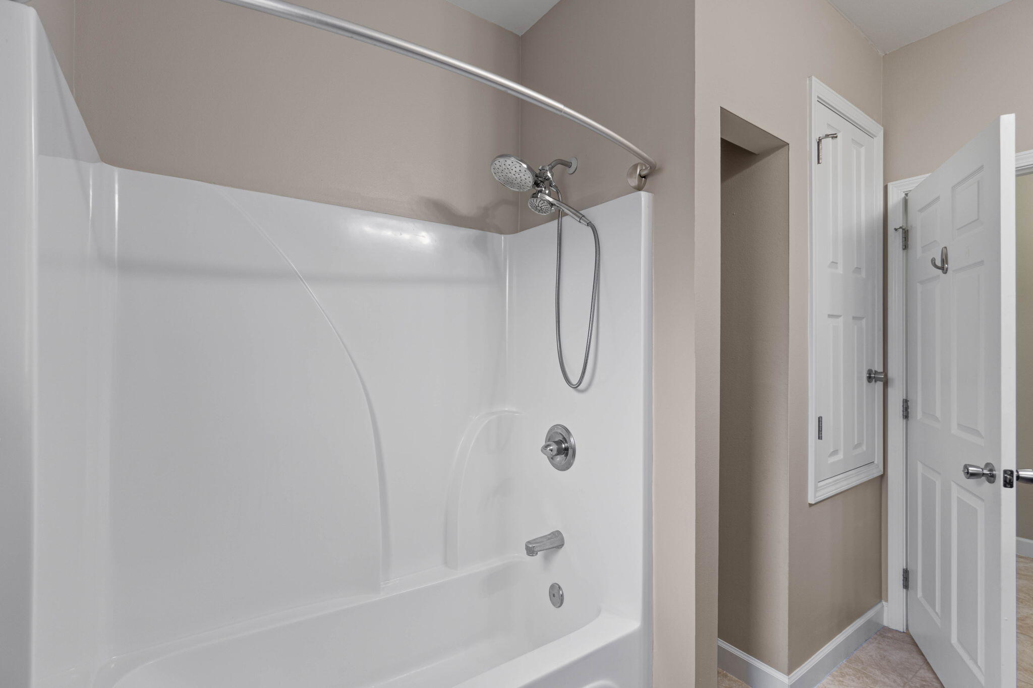 WYNNEHAVEN BCH EST - Residential