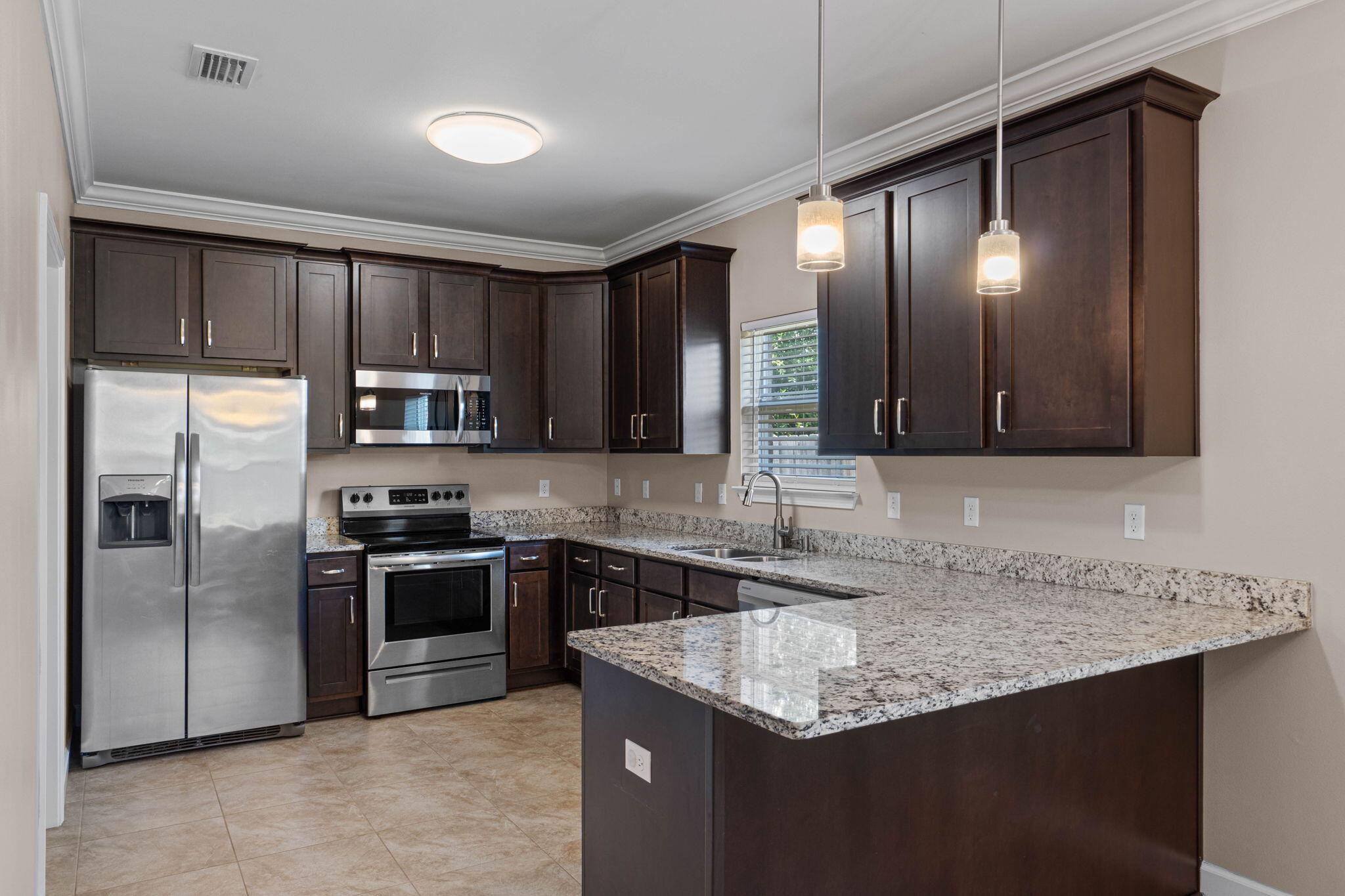 WYNNEHAVEN BCH EST - Residential