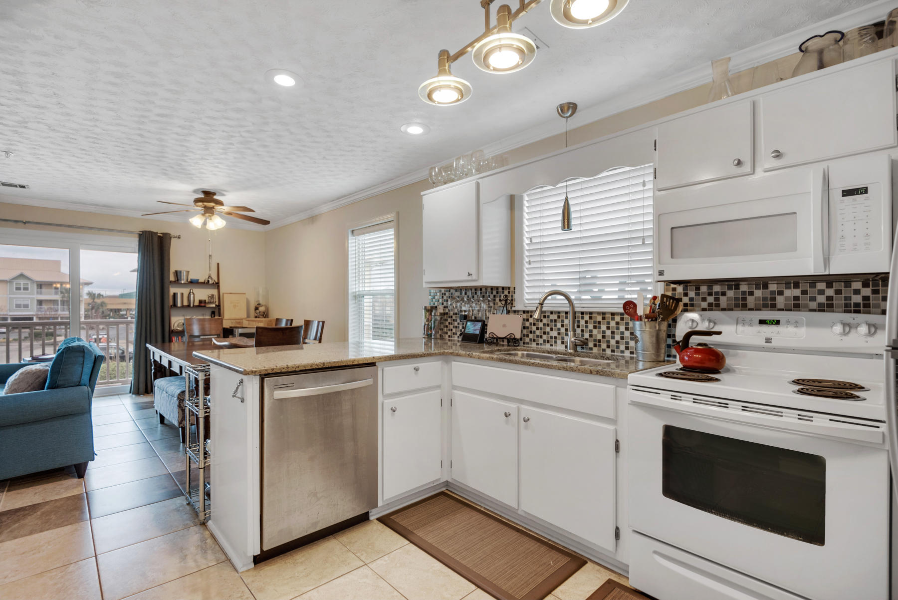 ST MARTIN BEACHWALK VILLAS - Residential