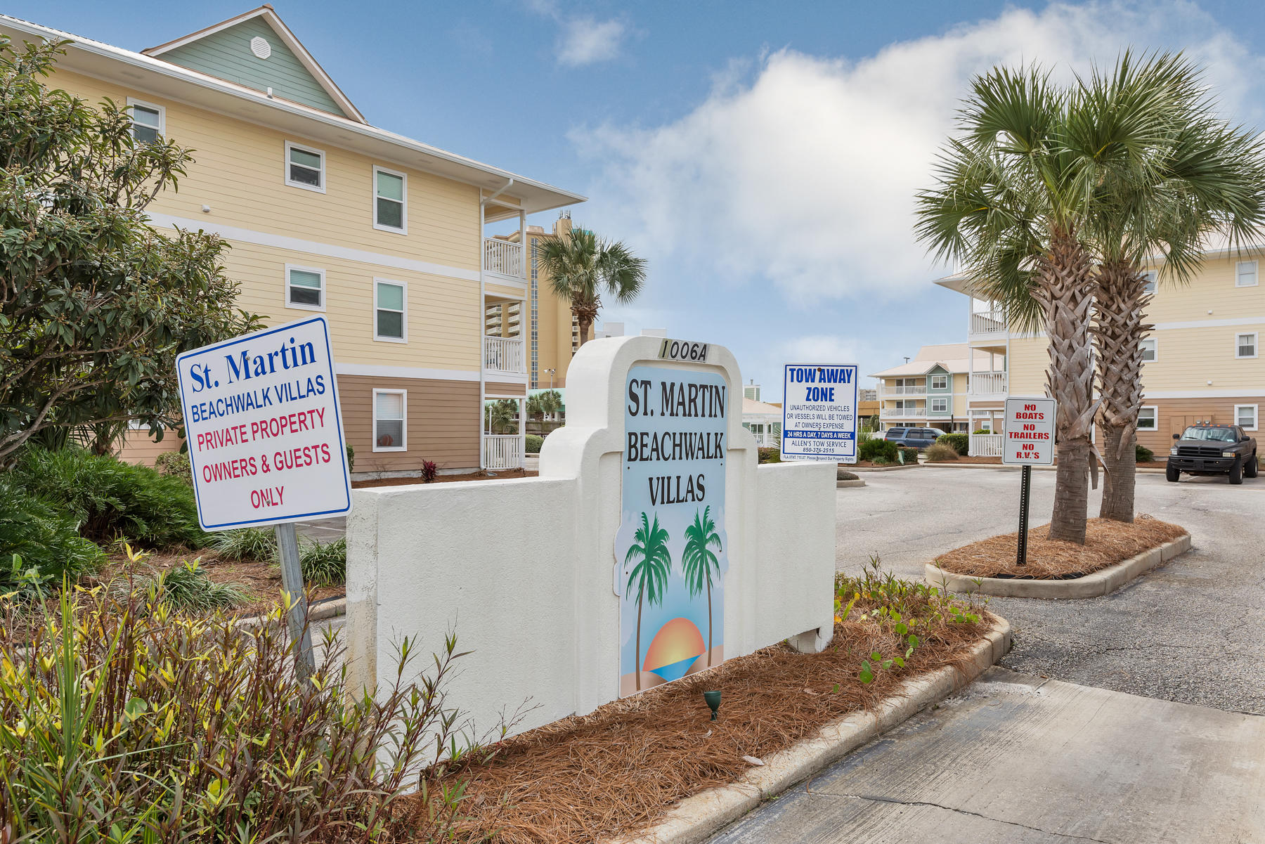 ST MARTIN BEACHWALK VILLAS - Residential