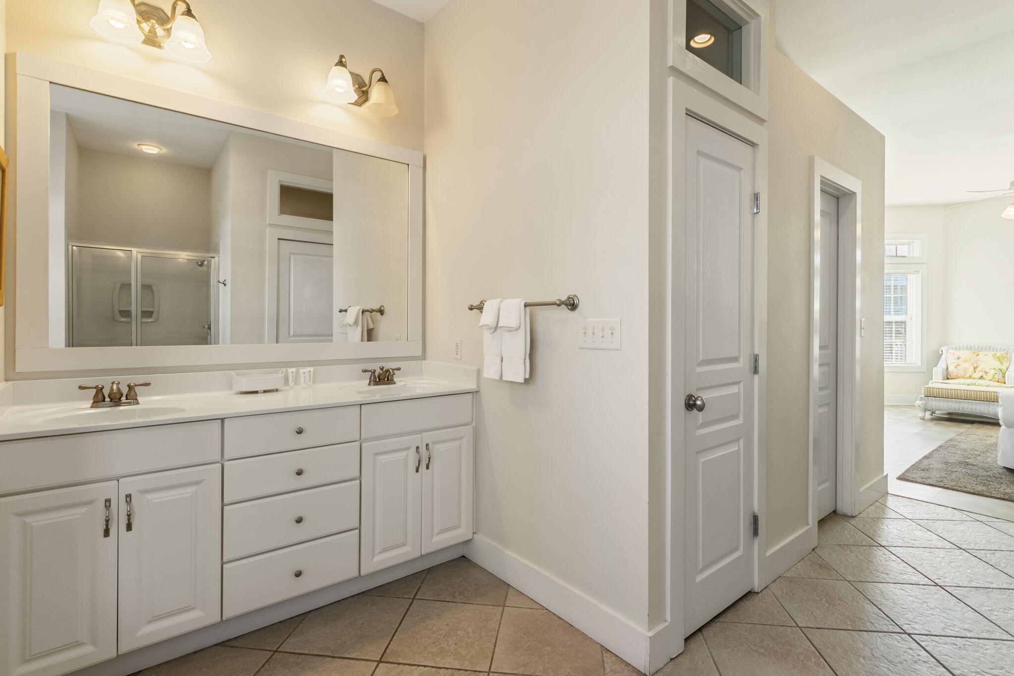 AVALON BEACH ESTATES - Residential