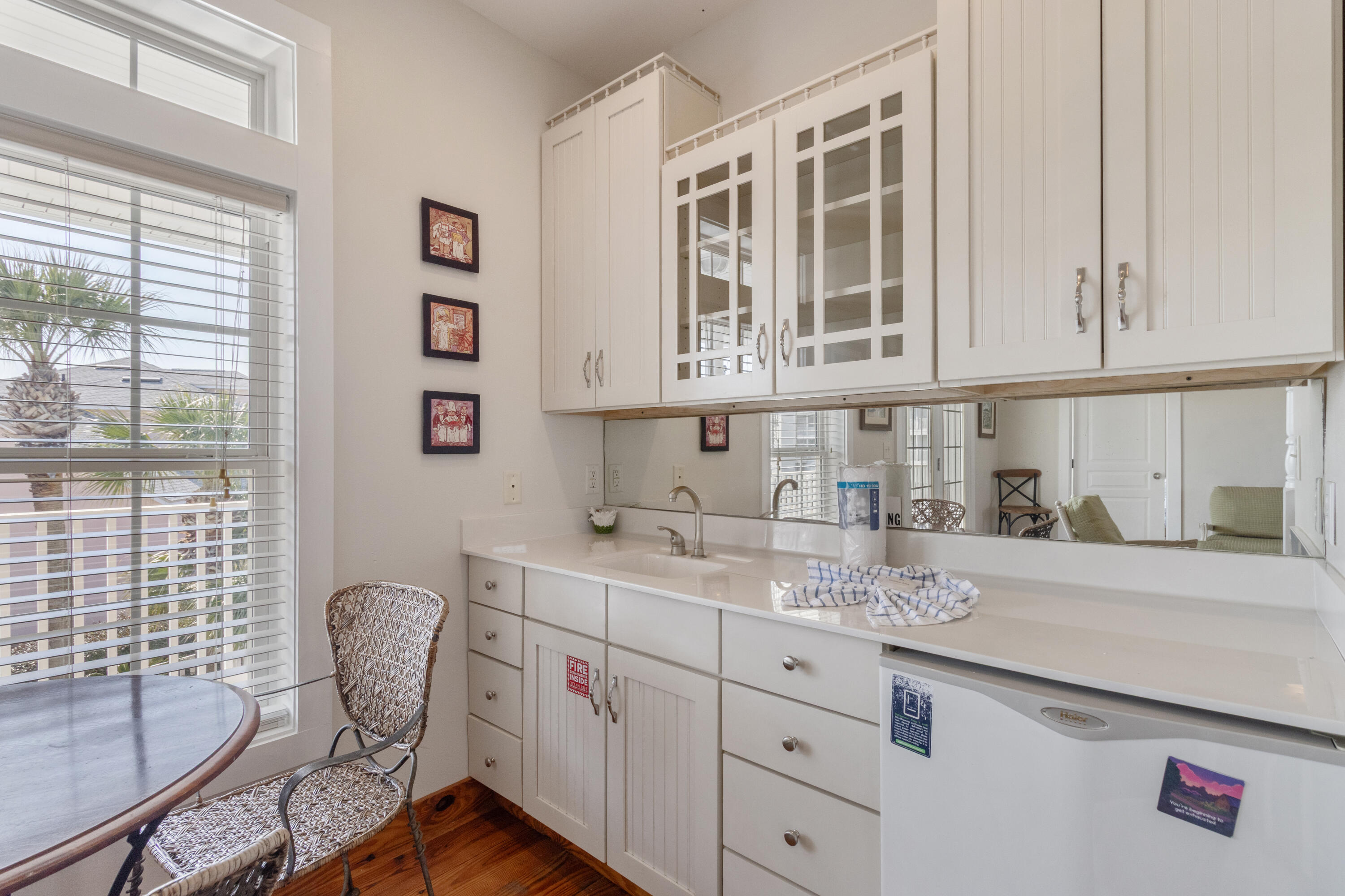 AVALON BEACH ESTATES - Residential