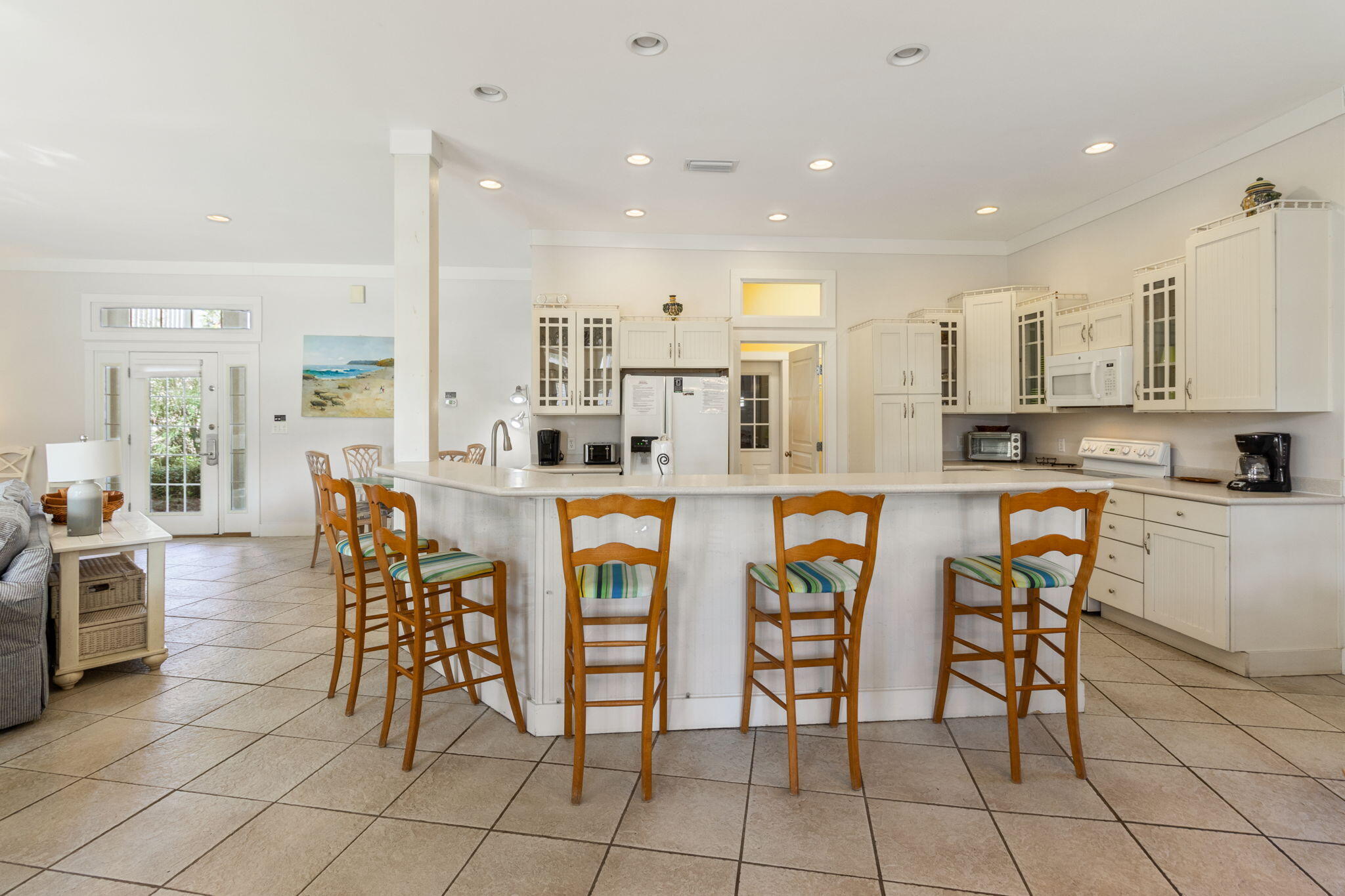 AVALON BEACH ESTATES - Residential