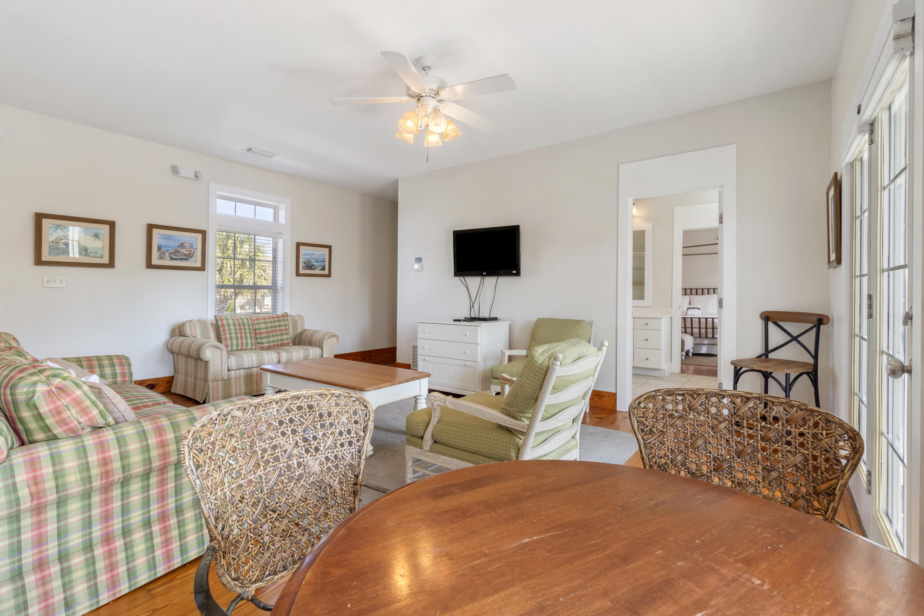 AVALON BEACH ESTATES - Residential