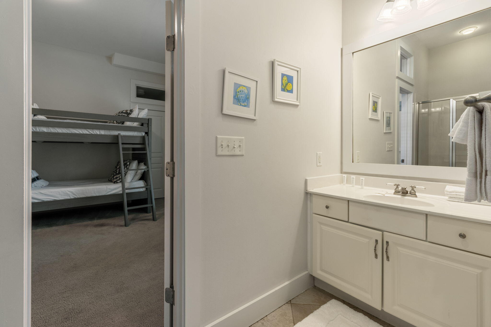 AVALON BEACH ESTATES - Residential