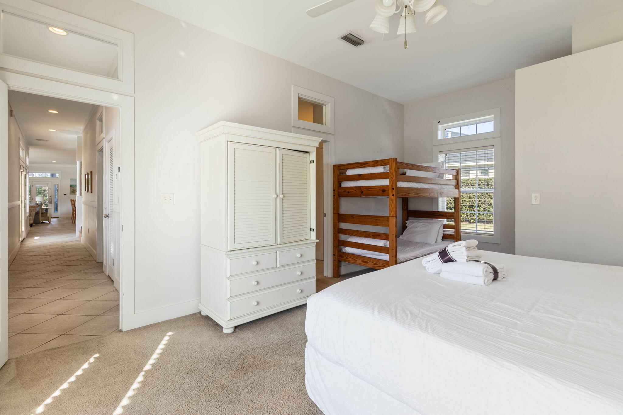 AVALON BEACH ESTATES - Residential