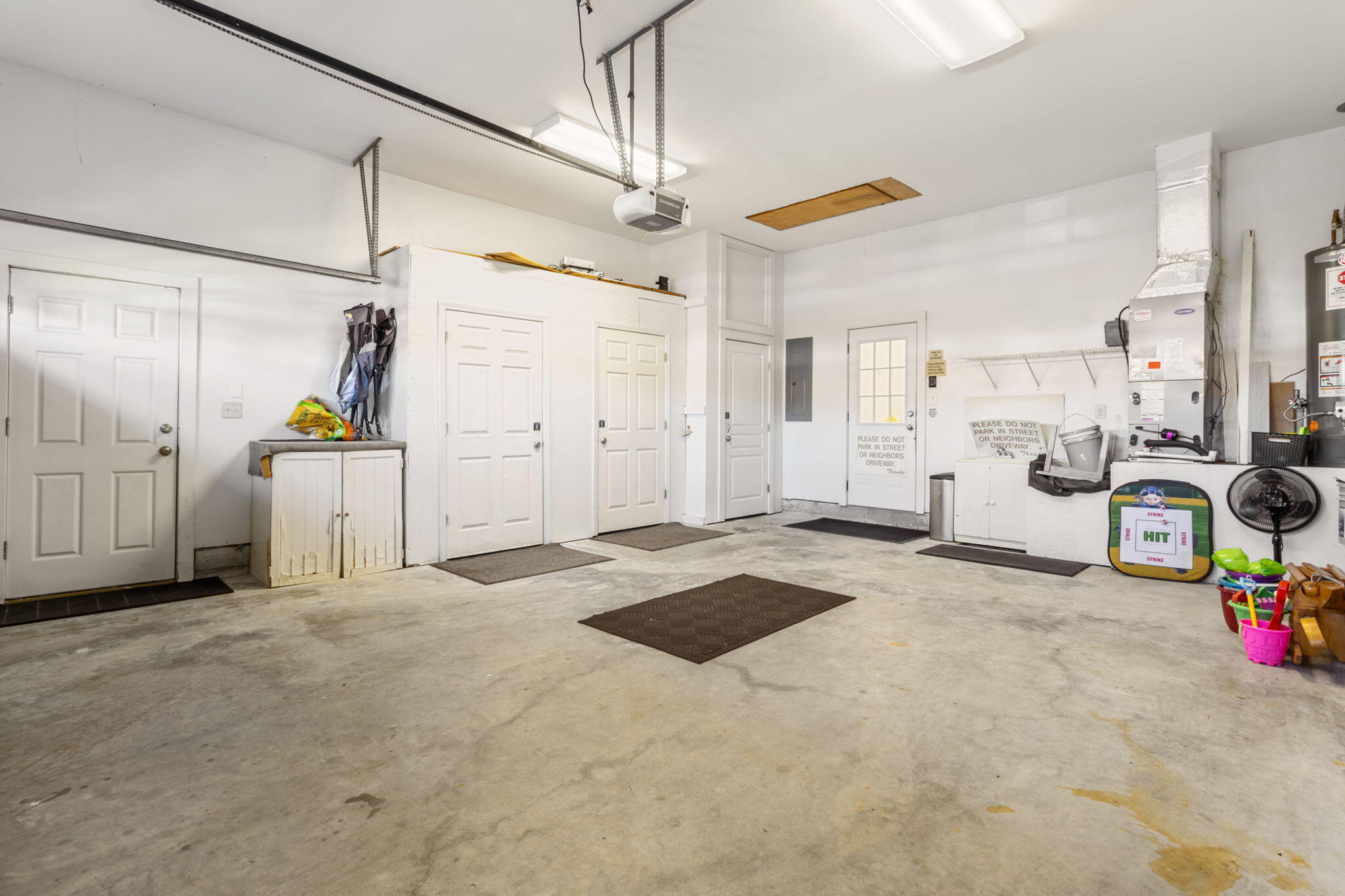 AVALON BEACH ESTATES - Residential