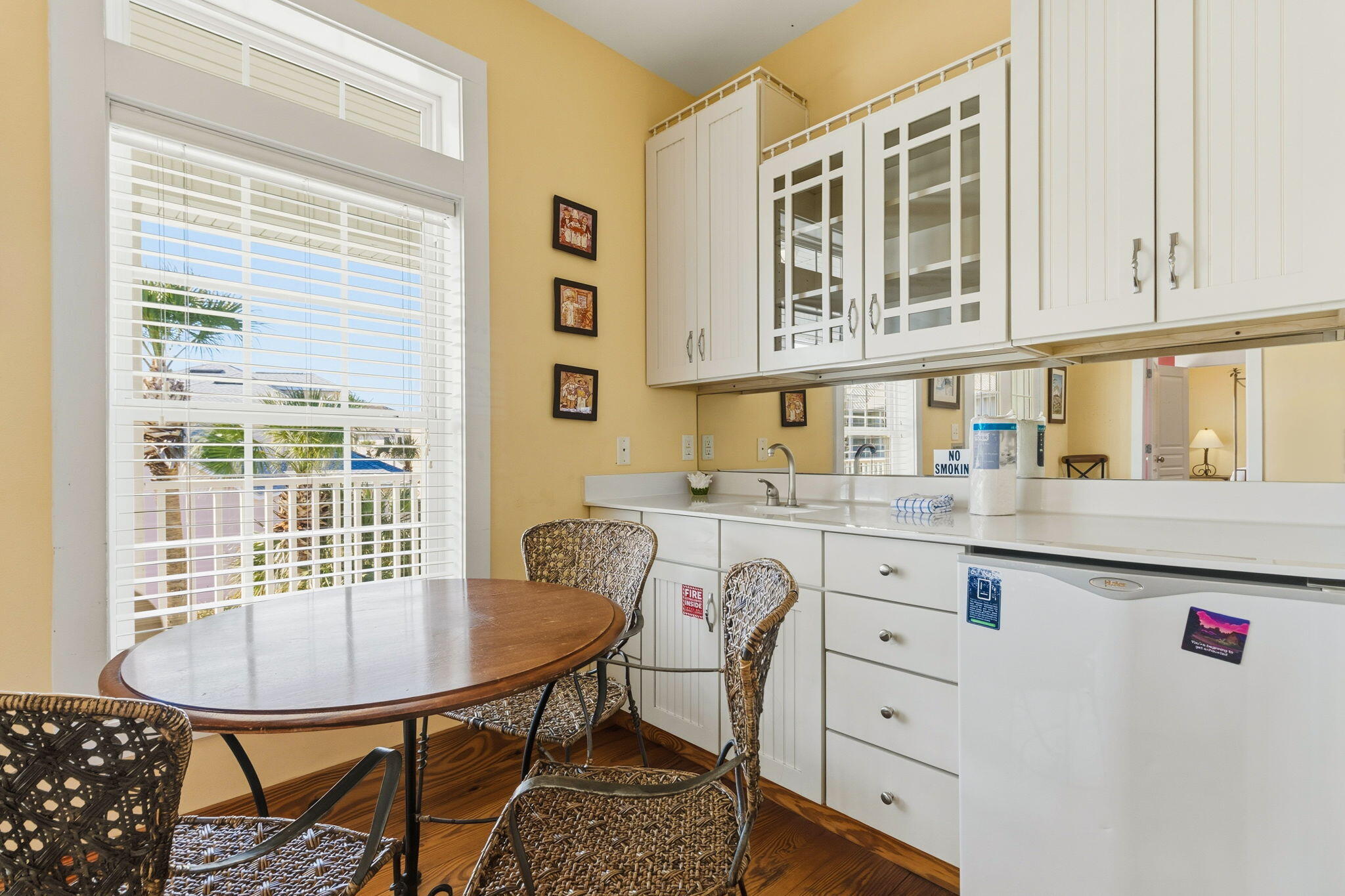 AVALON BEACH ESTATES - Residential