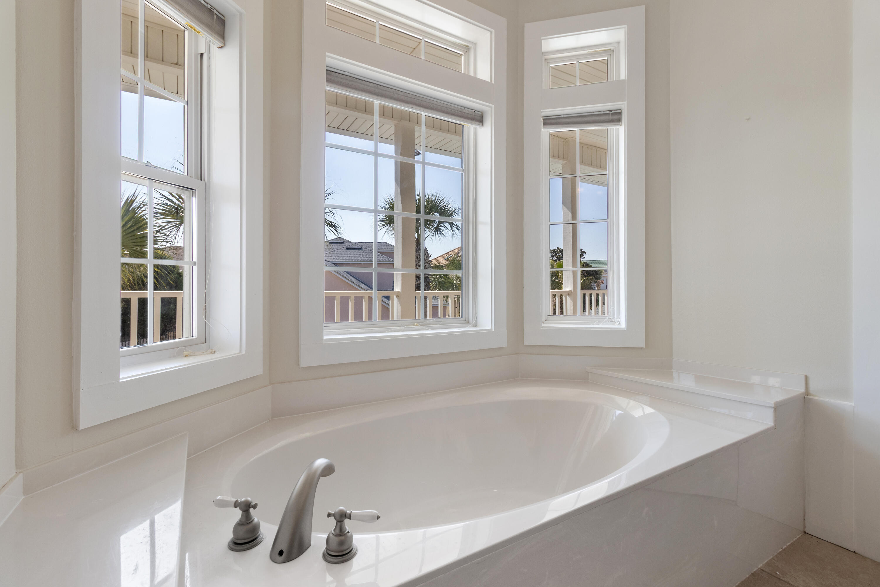 AVALON BEACH ESTATES - Residential