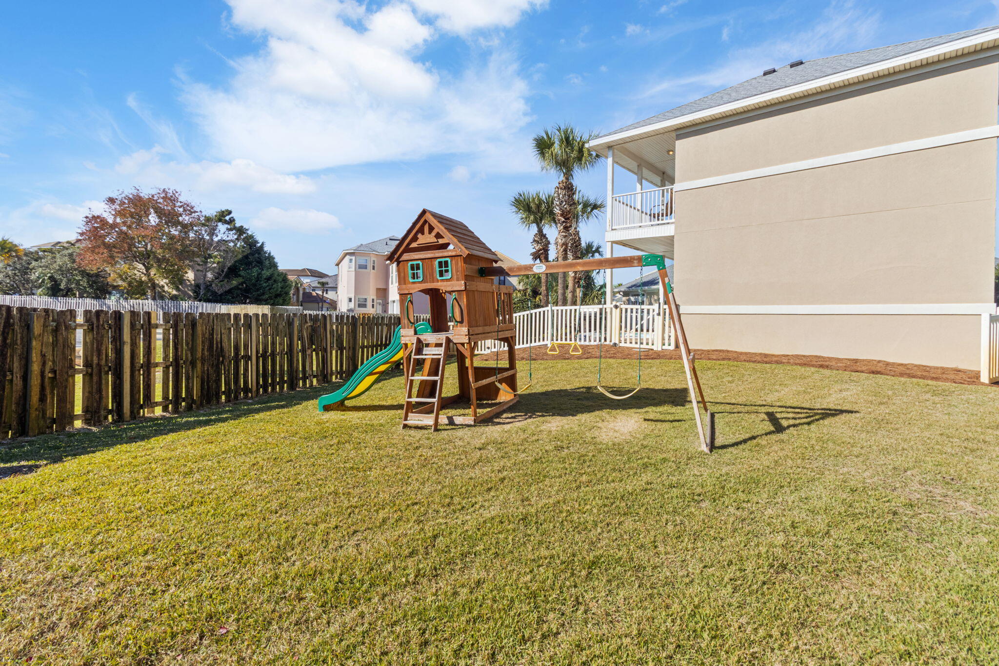 AVALON BEACH ESTATES - Residential