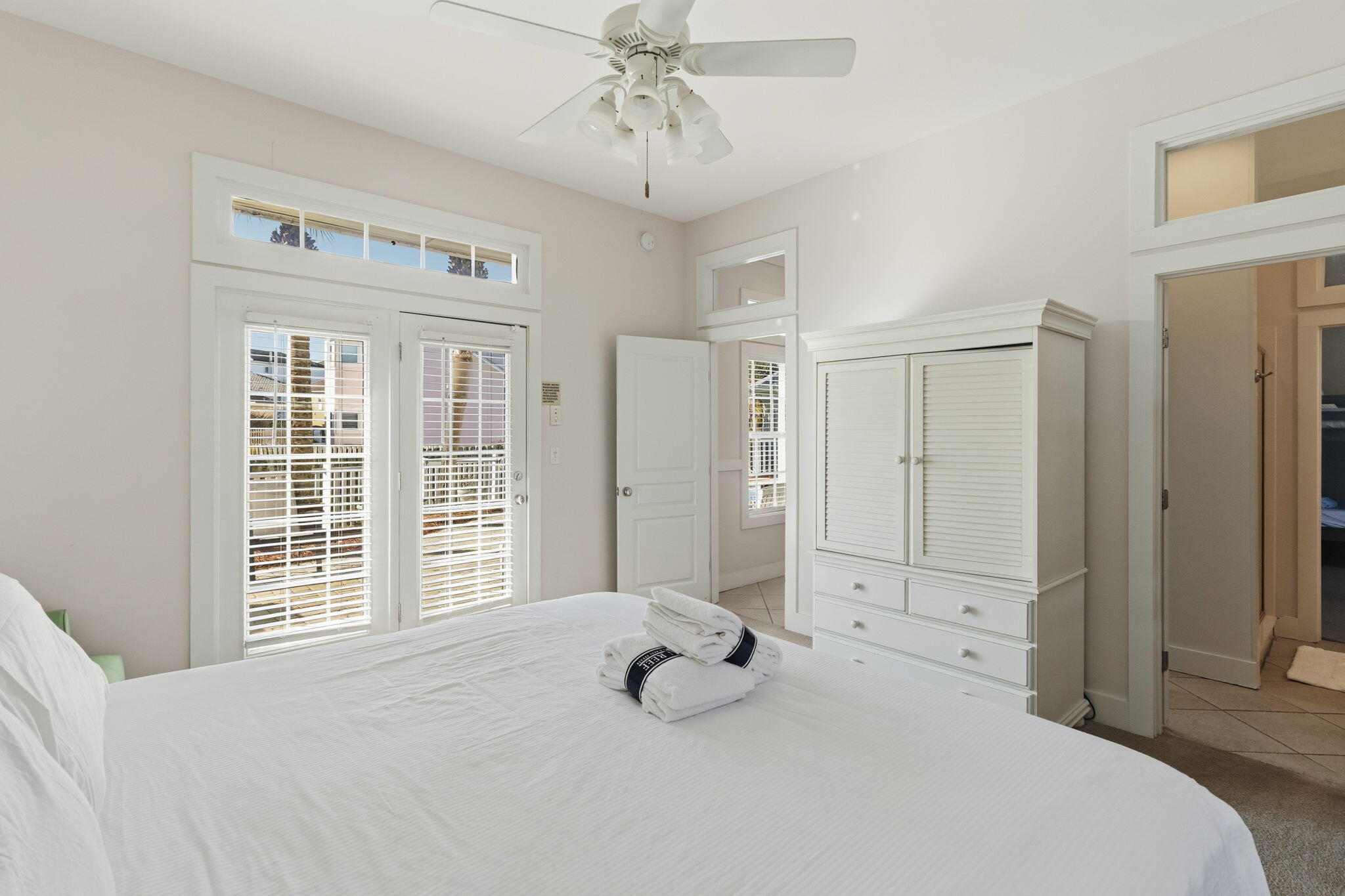 AVALON BEACH ESTATES - Residential