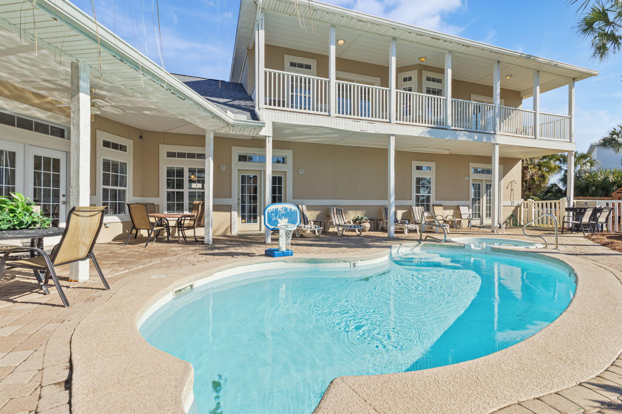 AVALON BEACH ESTATES - Residential