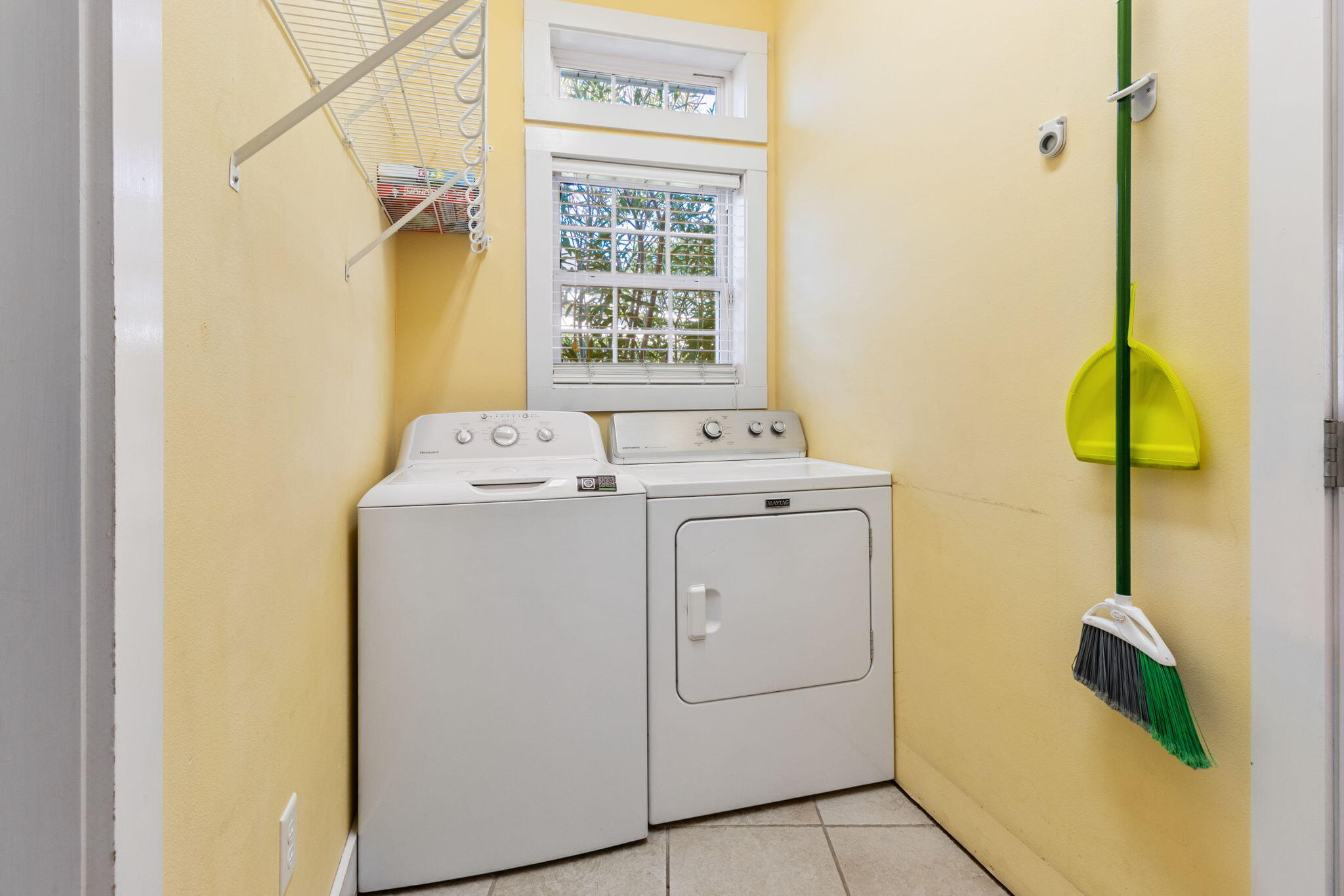 AVALON BEACH ESTATES - Residential