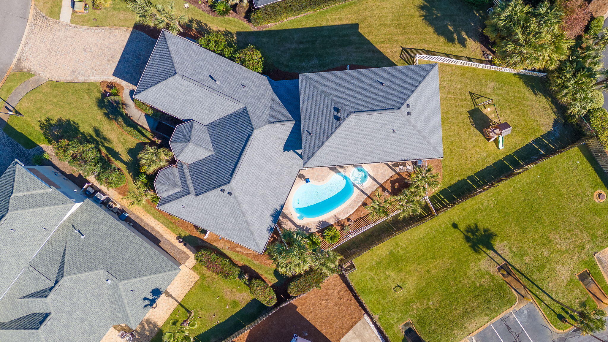 AVALON BEACH ESTATES - Residential