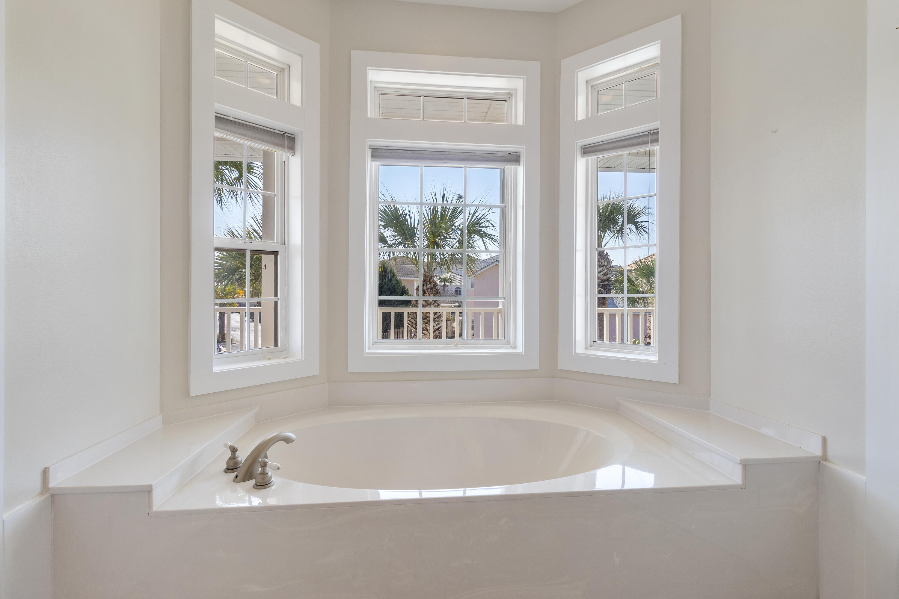 AVALON BEACH ESTATES - Residential