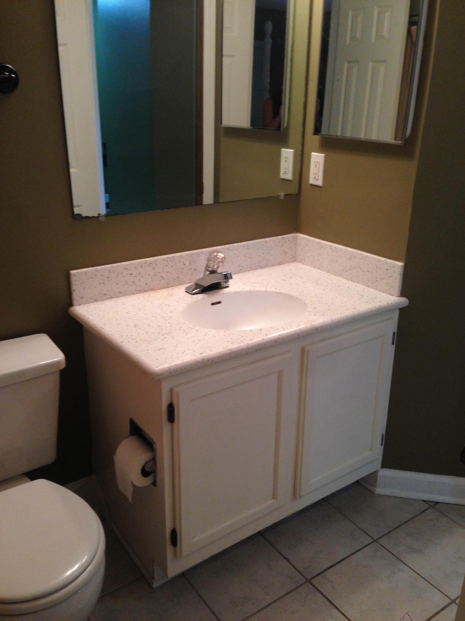 LAKESIDE CONDO AT BLUEWATER BAY - Residential Lease