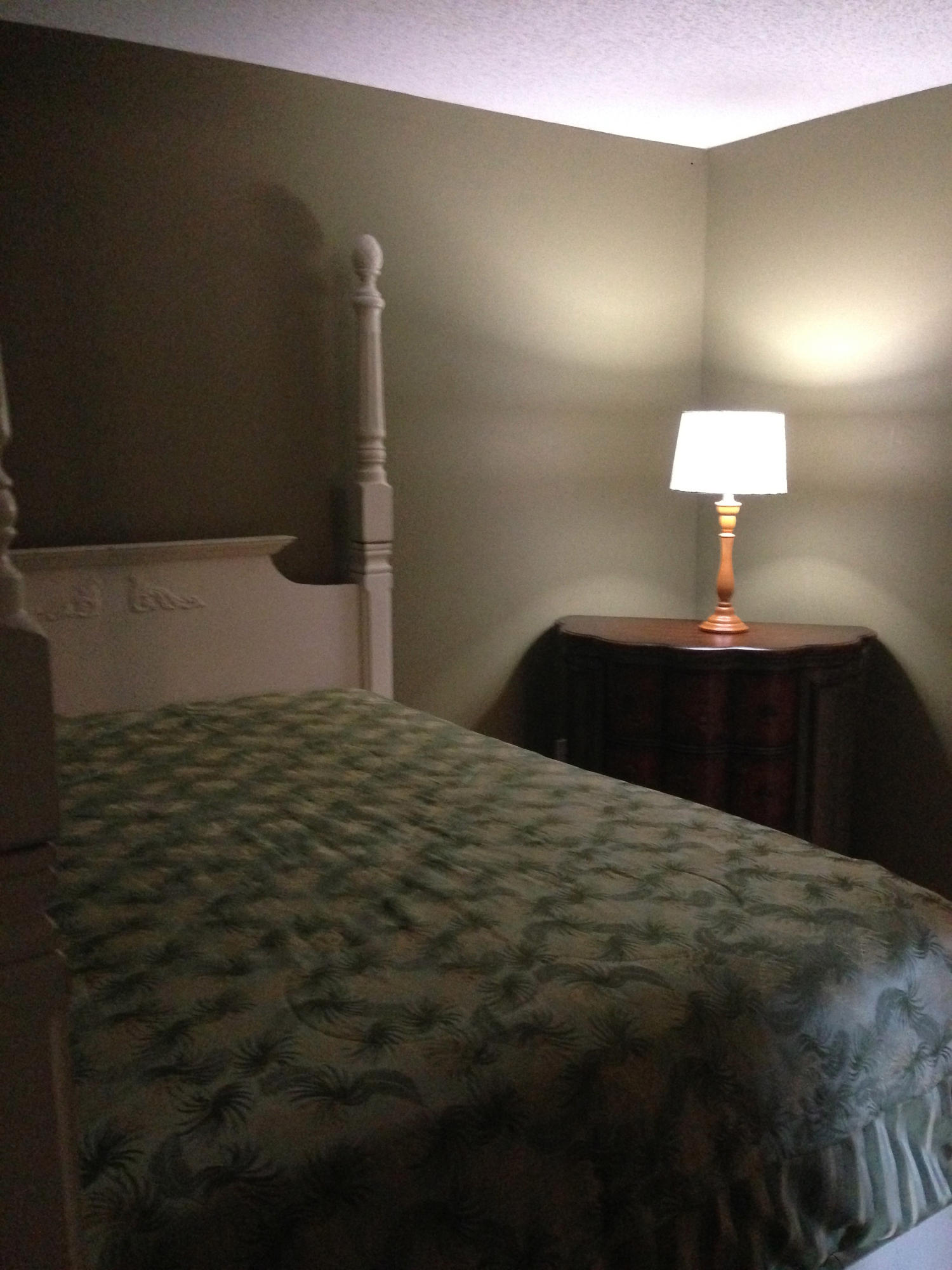 LAKESIDE CONDO AT BLUEWATER BAY - Residential Lease