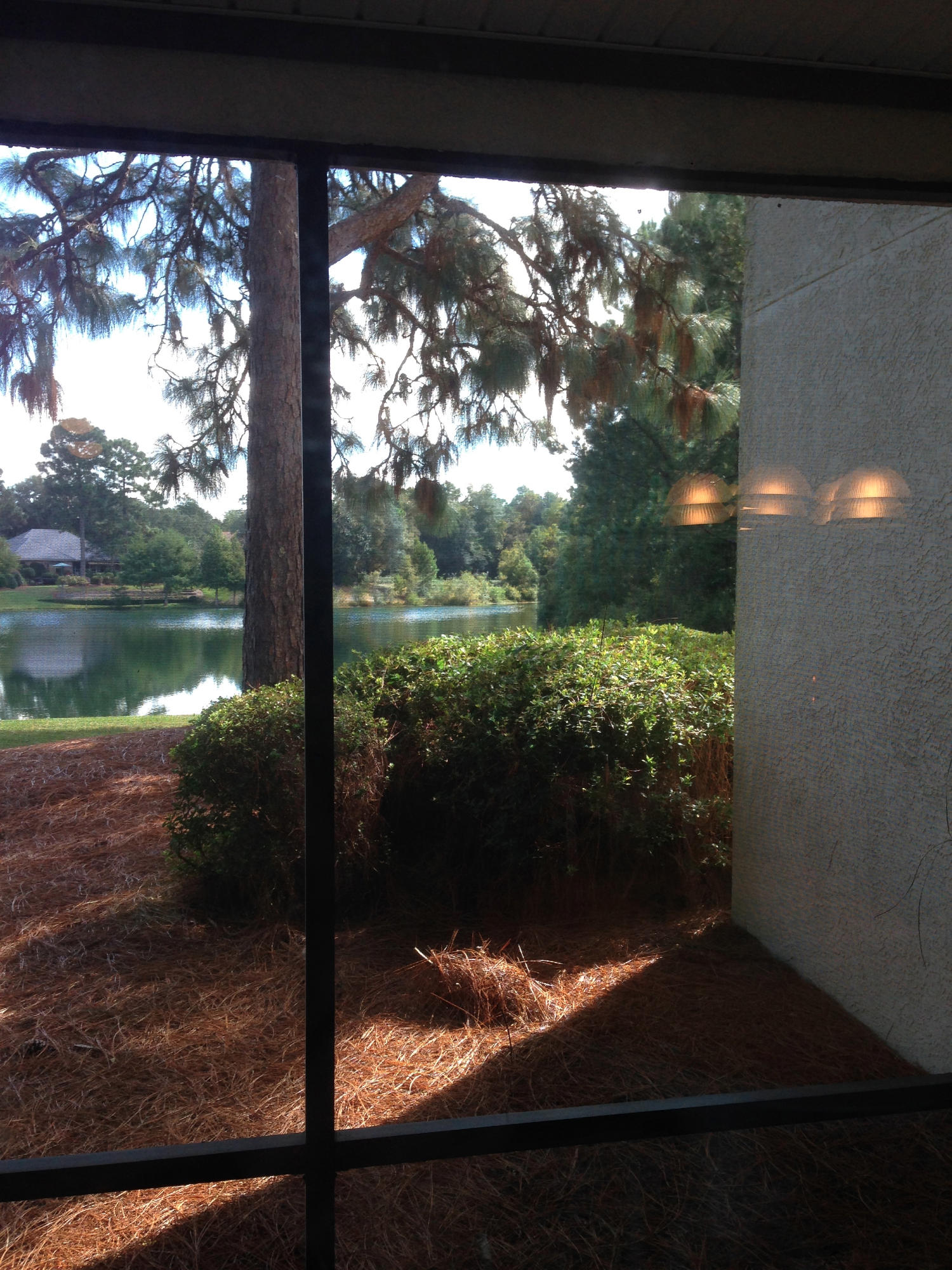 LAKESIDE CONDO AT BLUEWATER BAY - Residential Lease