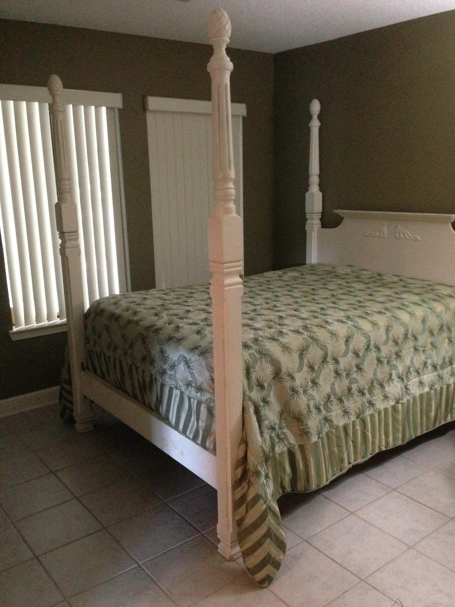 LAKESIDE CONDO AT BLUEWATER BAY - Residential Lease