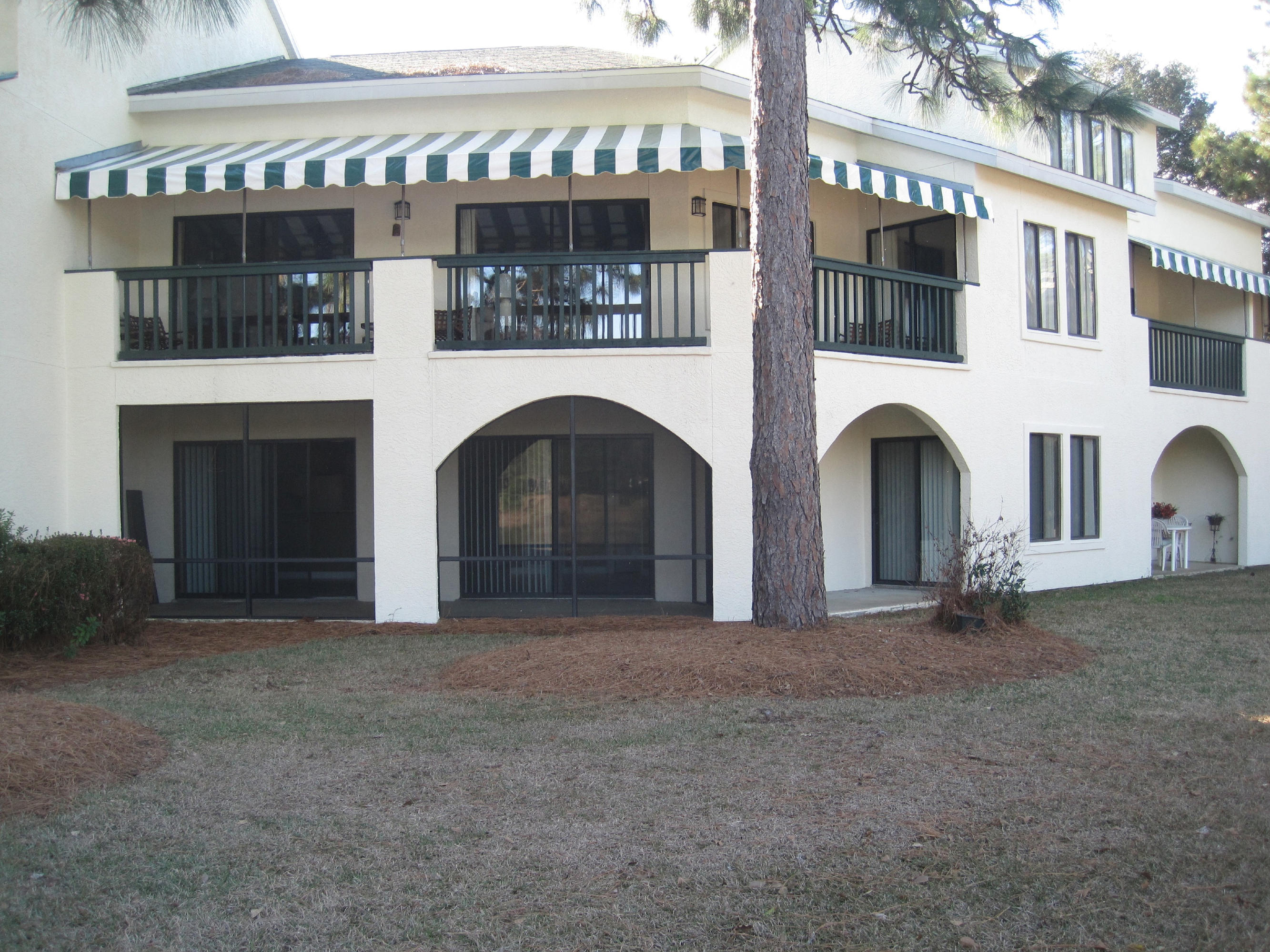 LAKESIDE CONDO AT BLUEWATER BAY - Residential Lease