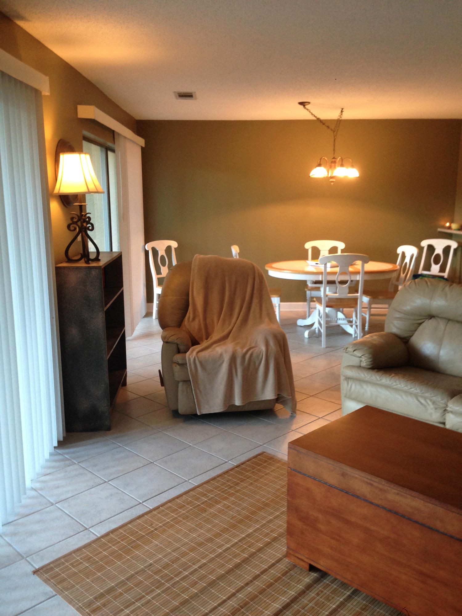 LAKESIDE CONDO AT BLUEWATER BAY - Residential Lease