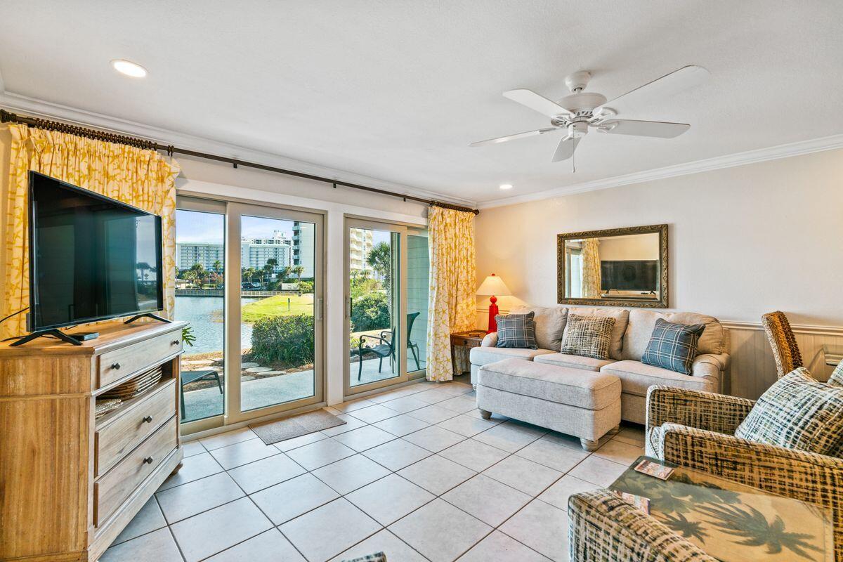 SEASCAPE CONDO PH 6A - Residential