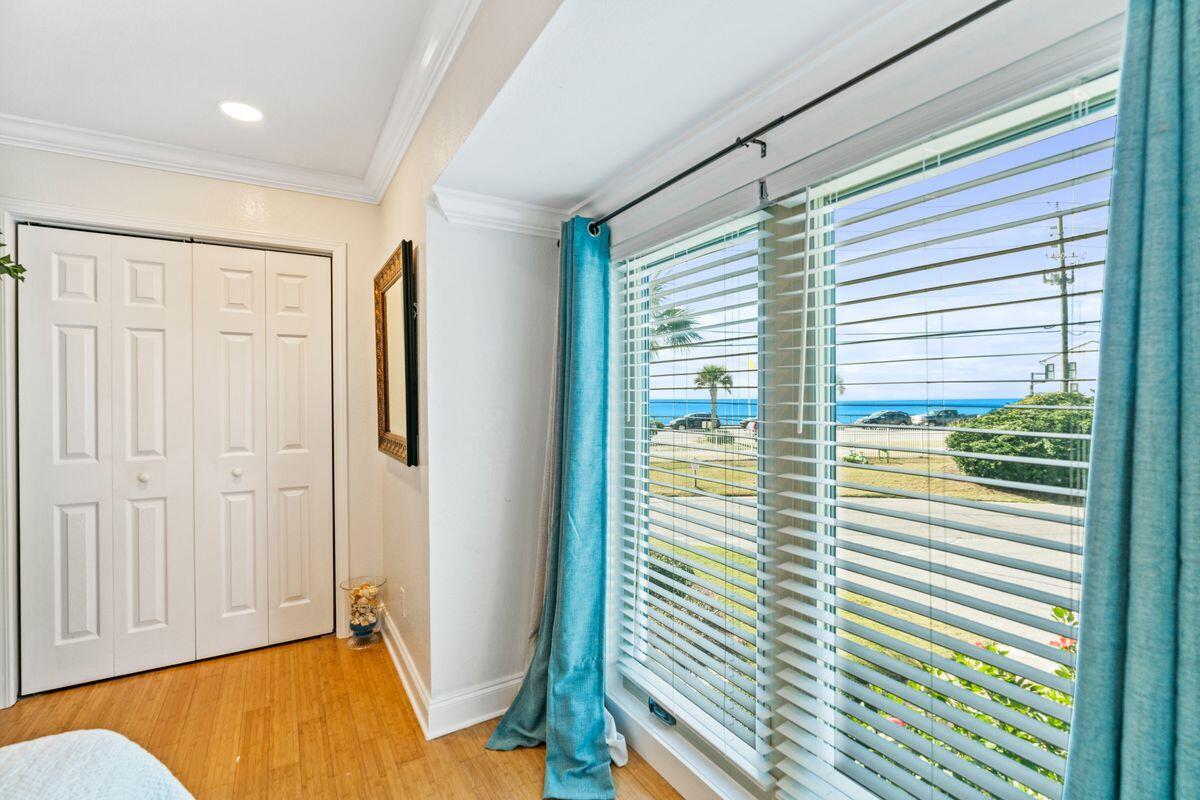 SEASCAPE CONDO PH 6A - Residential