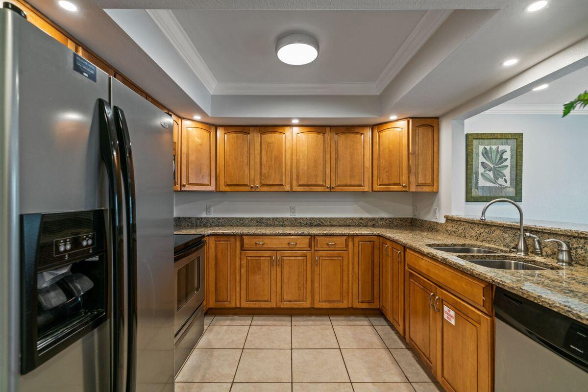 SEASCAPE CONDO PH 6A - Residential