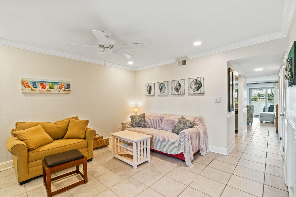 SEASCAPE CONDO PH 6A - Residential