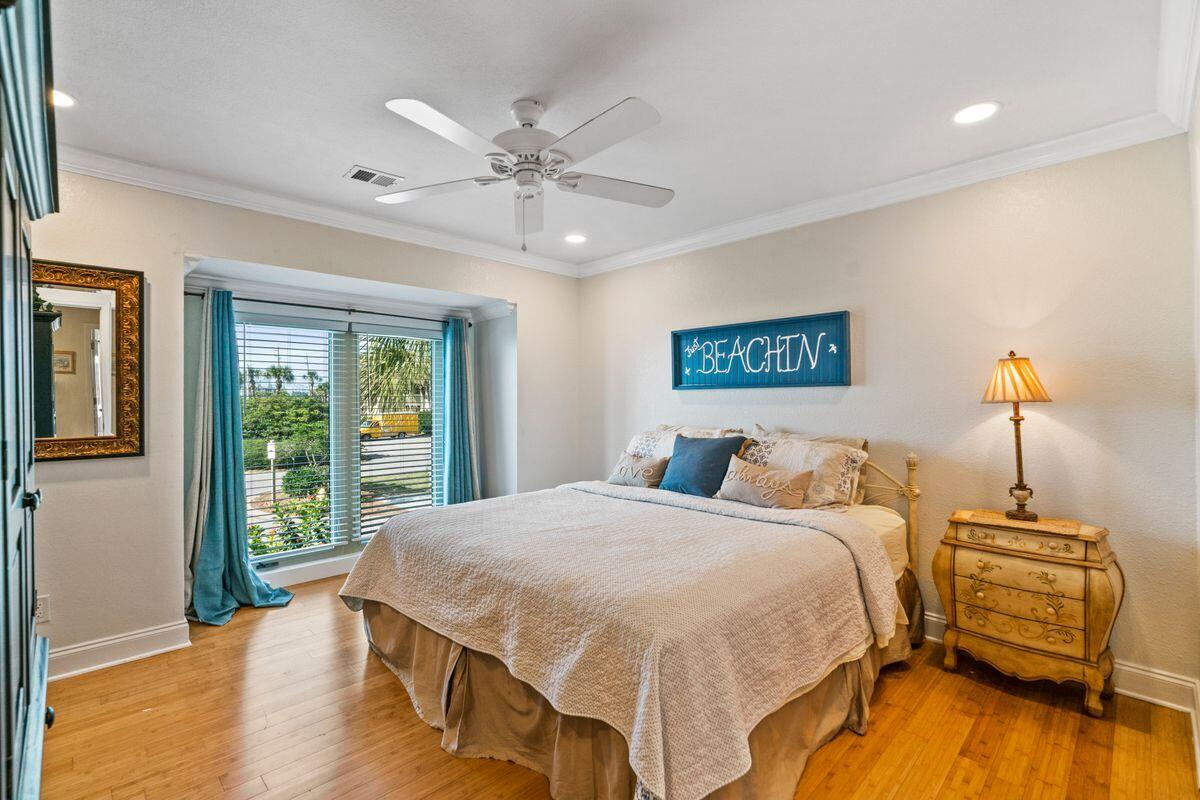 SEASCAPE CONDO PH 6A - Residential