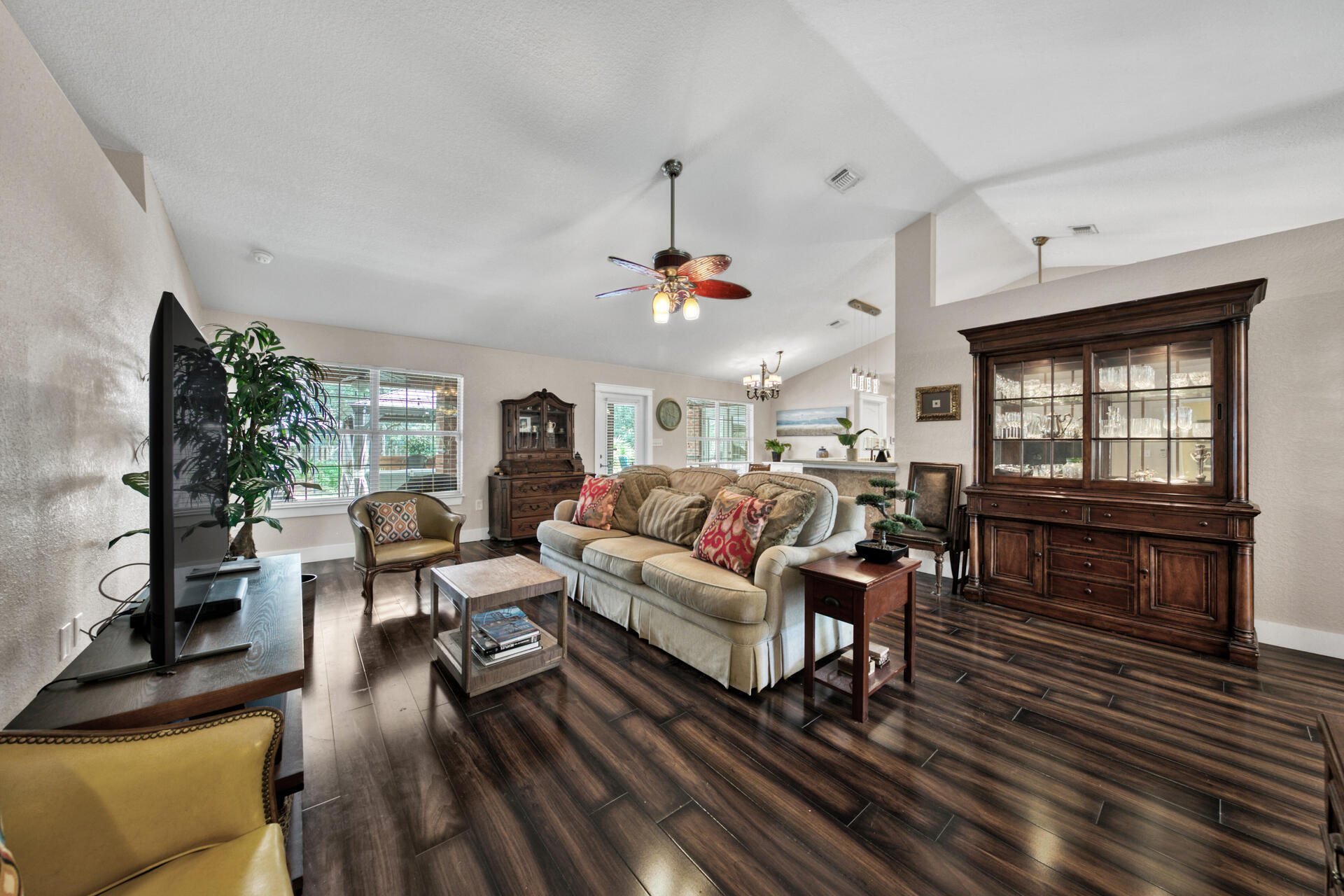 DRIFTWOOD ESTATES - Residential