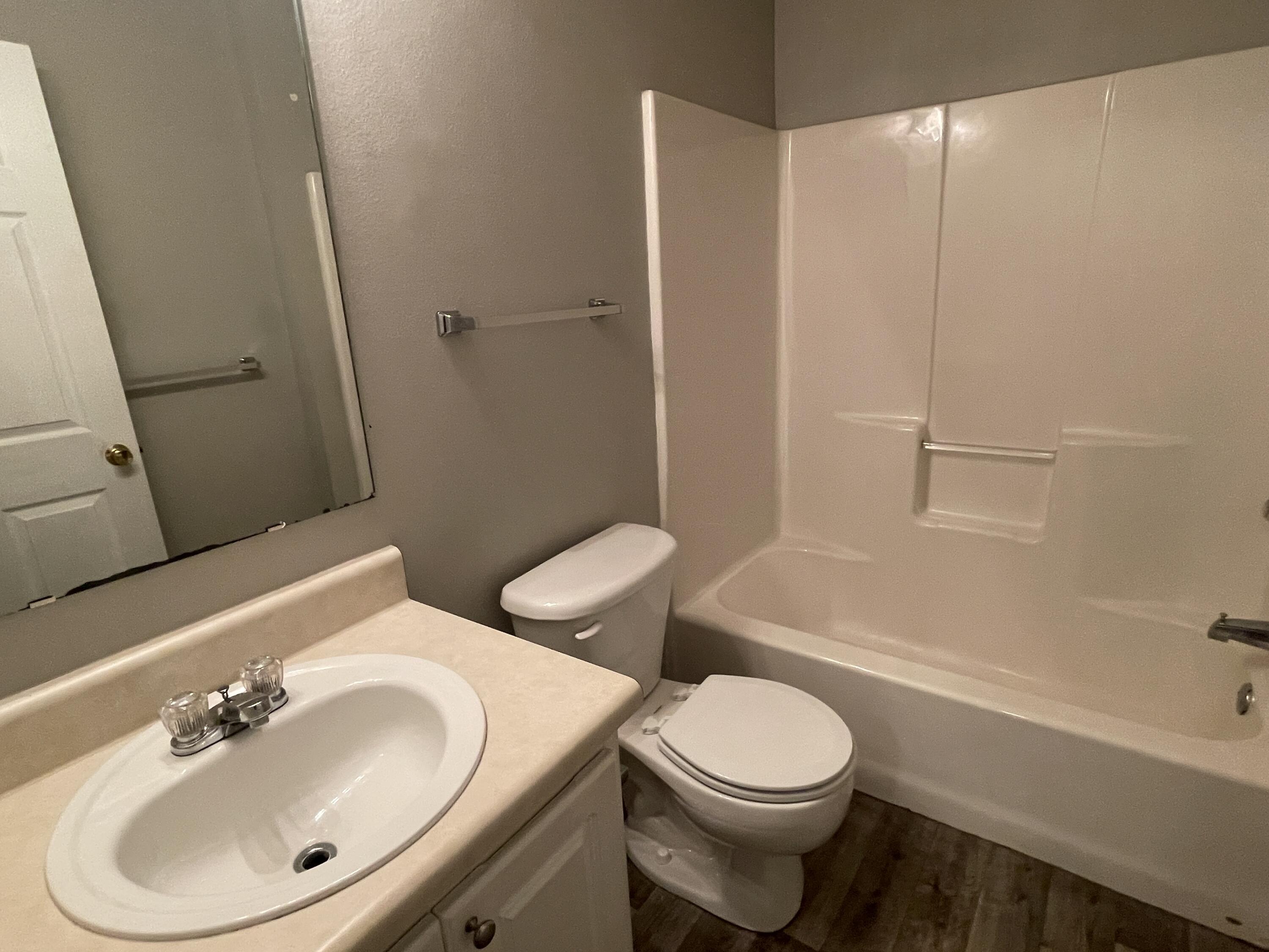 REDSTONE ESTATES - Residential Lease