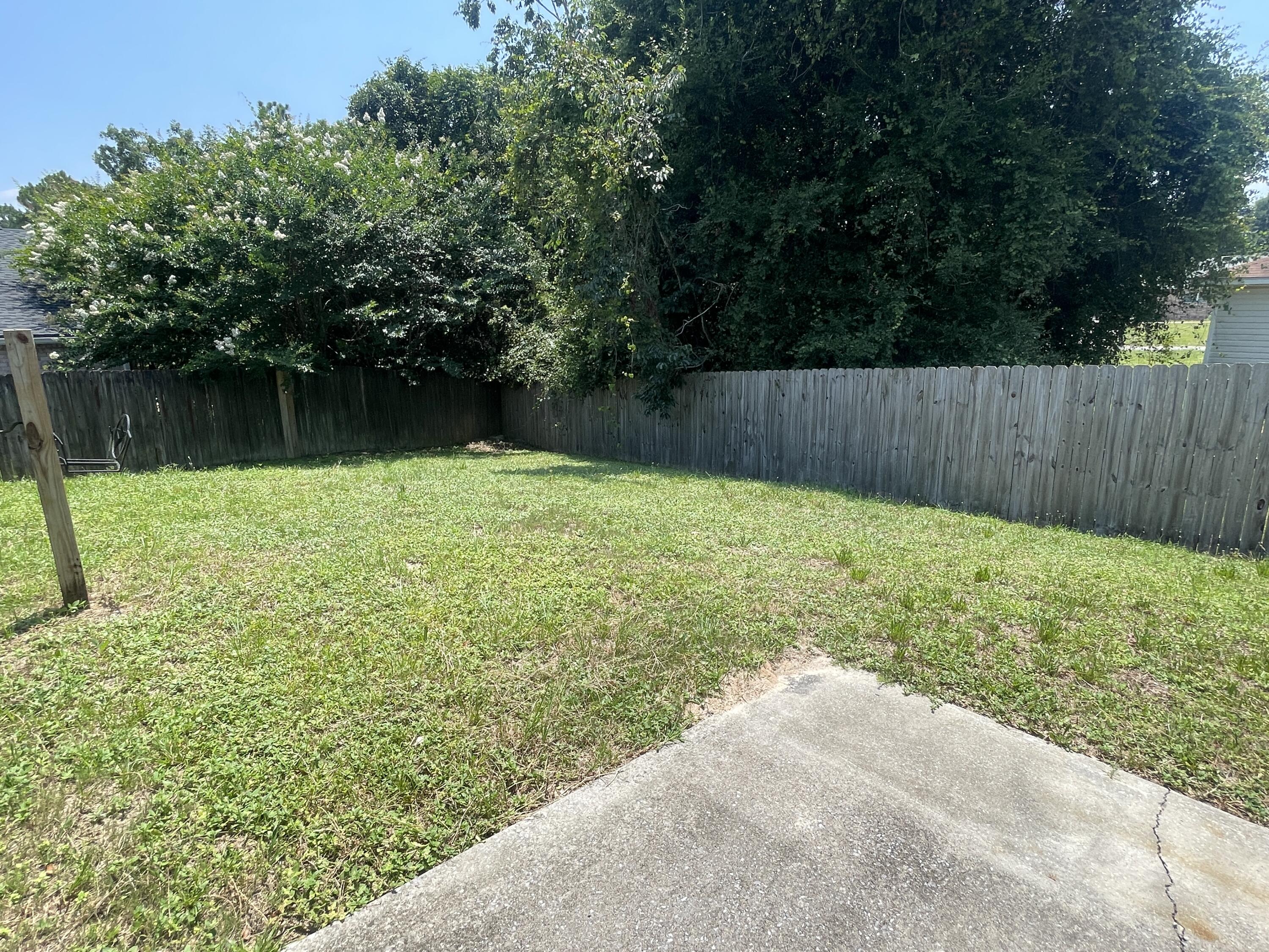 REDSTONE ESTATES - Residential Lease