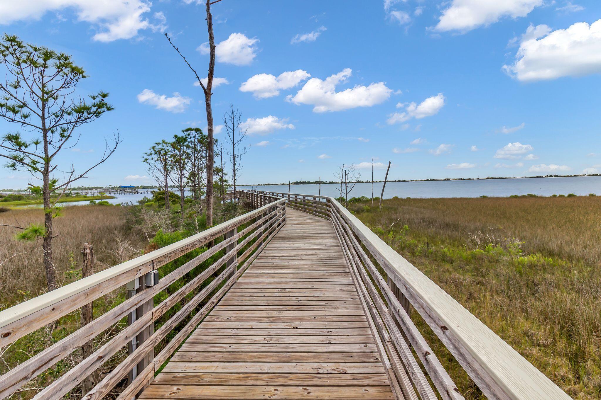 MARSH HARBOR - Residential