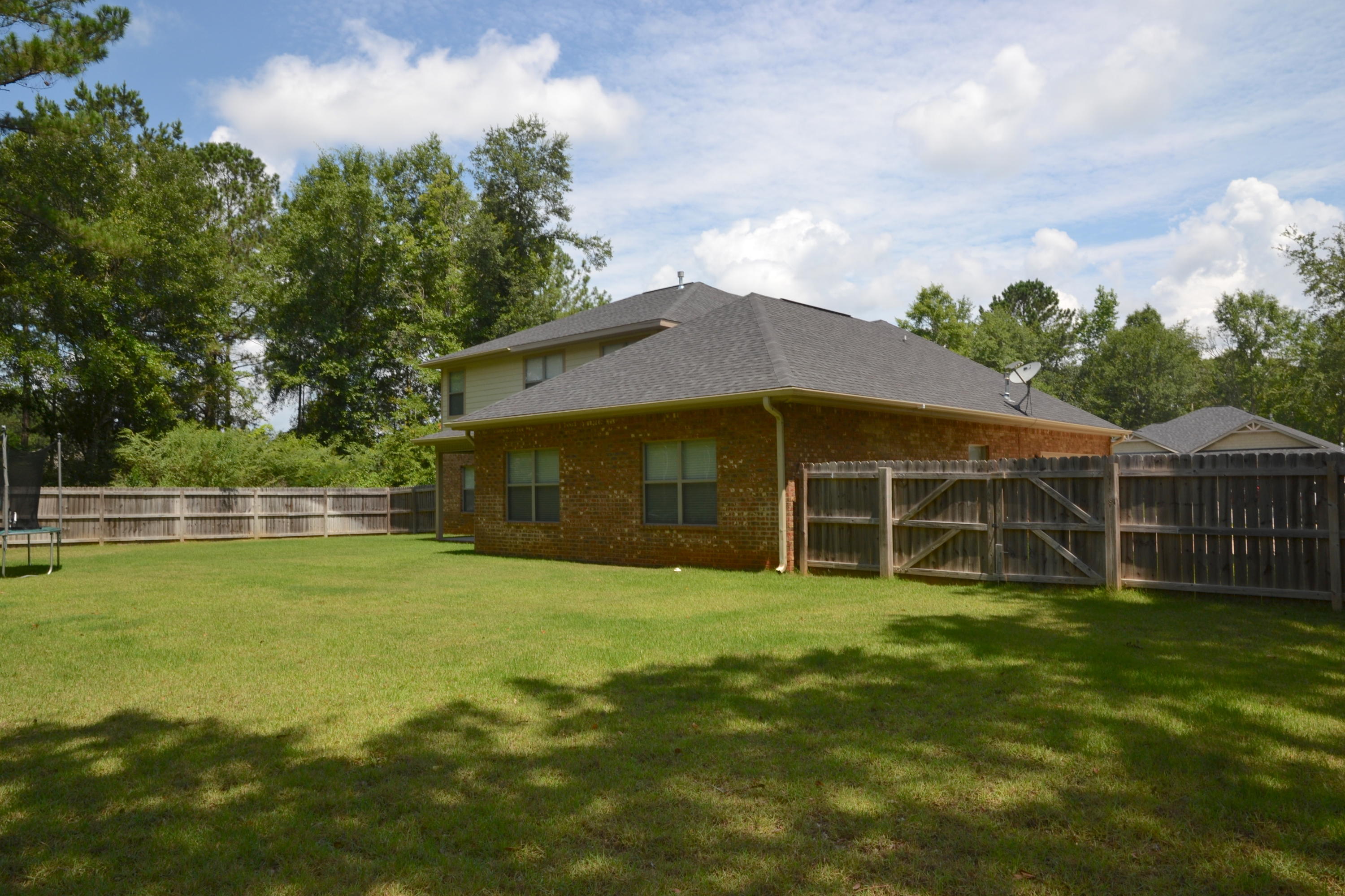 WINDMEADOWS - Residential
