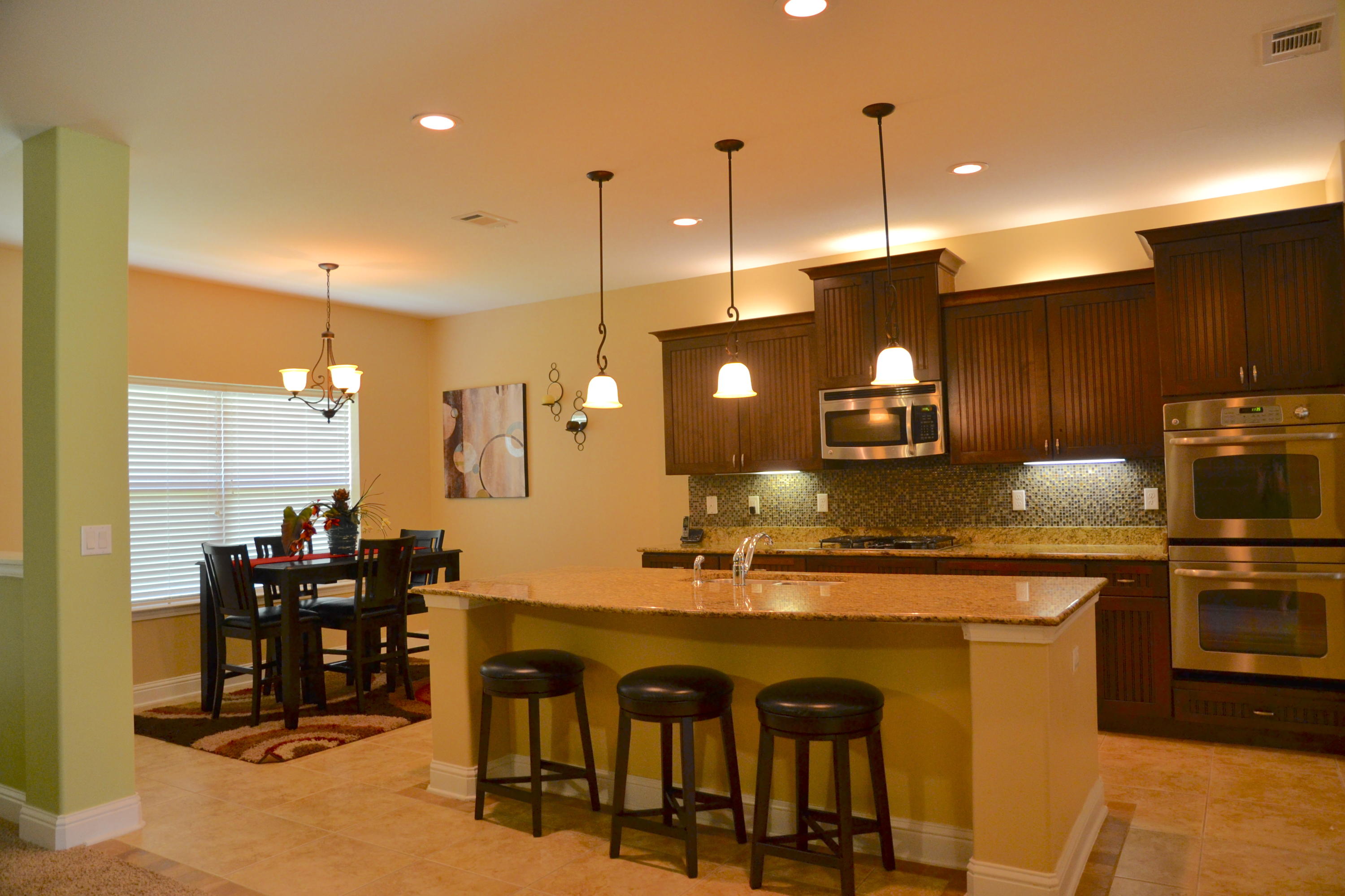 WINDMEADOWS - Residential