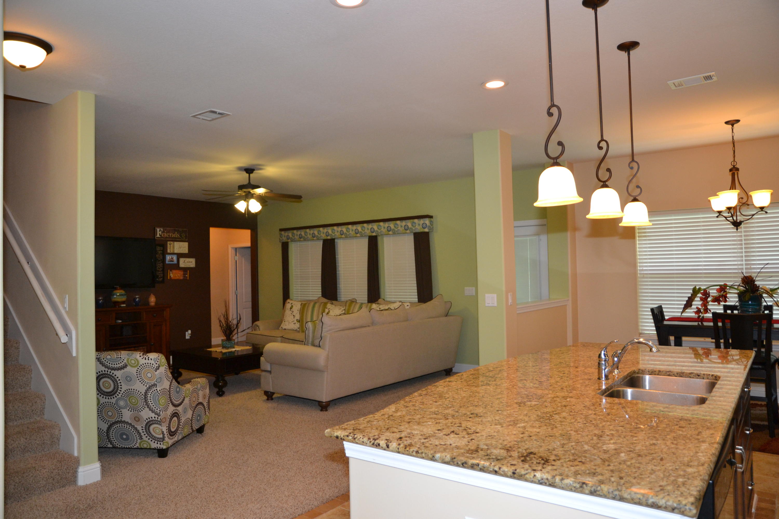WINDMEADOWS - Residential