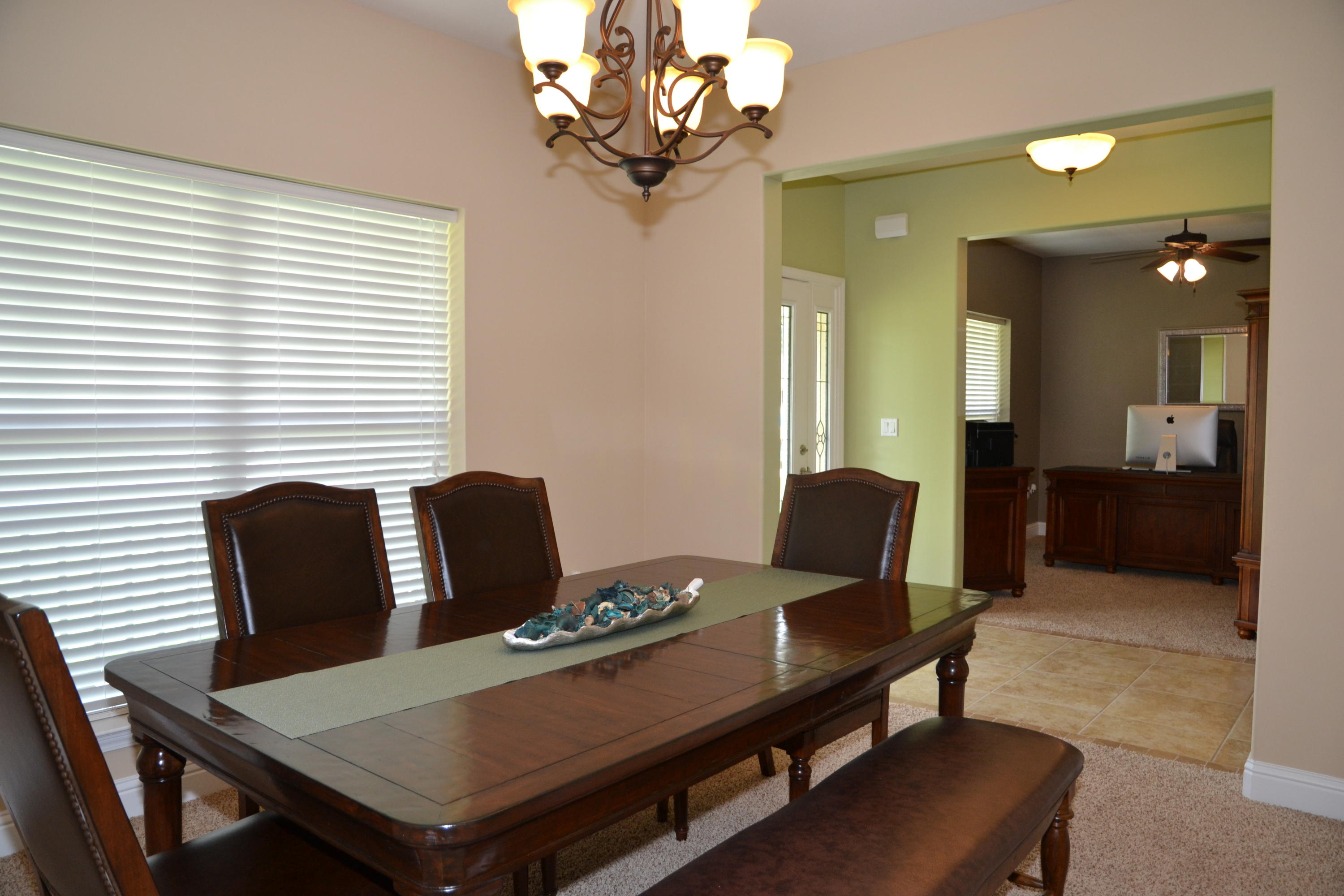 WINDMEADOWS - Residential