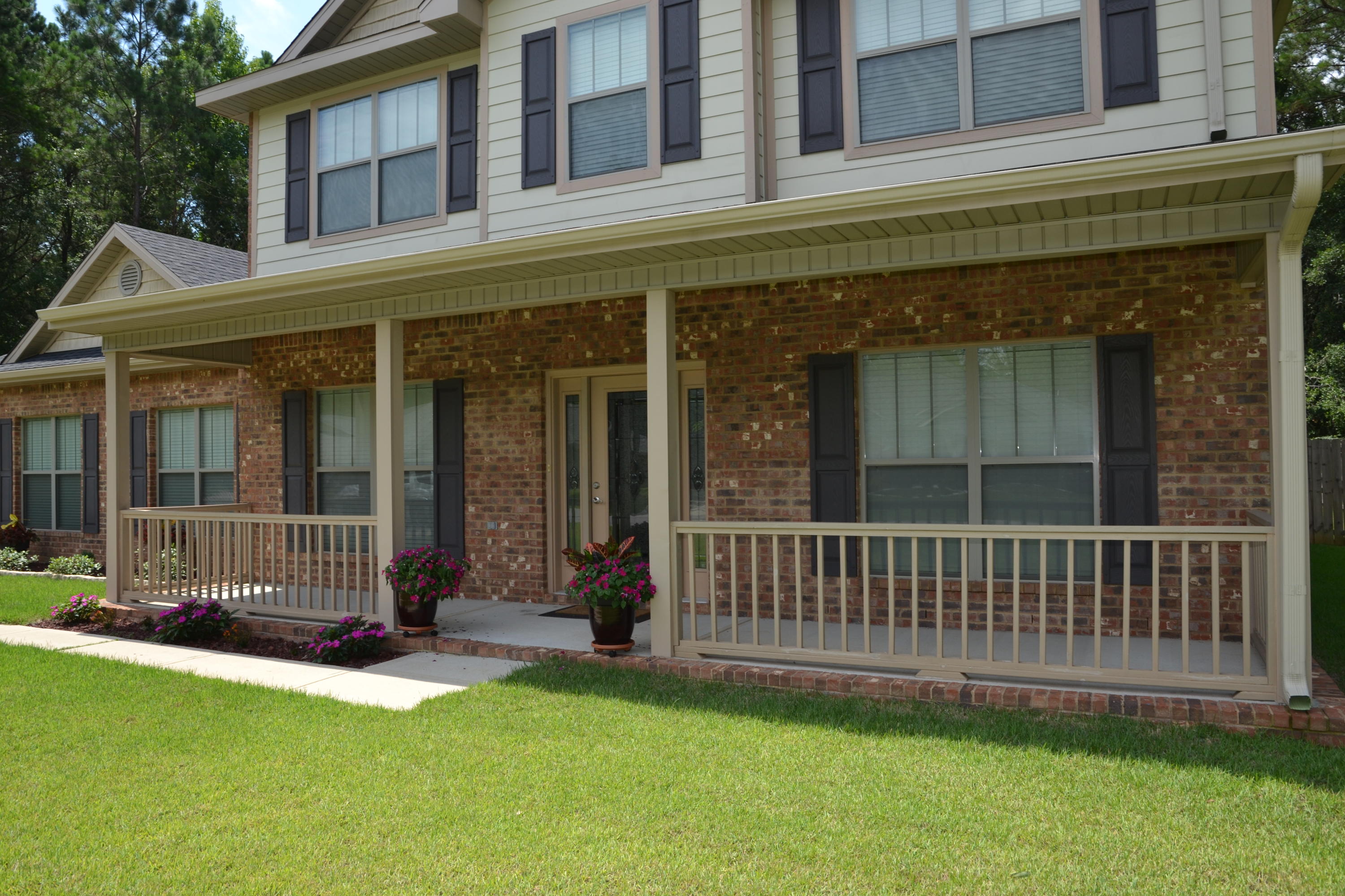 WINDMEADOWS - Residential
