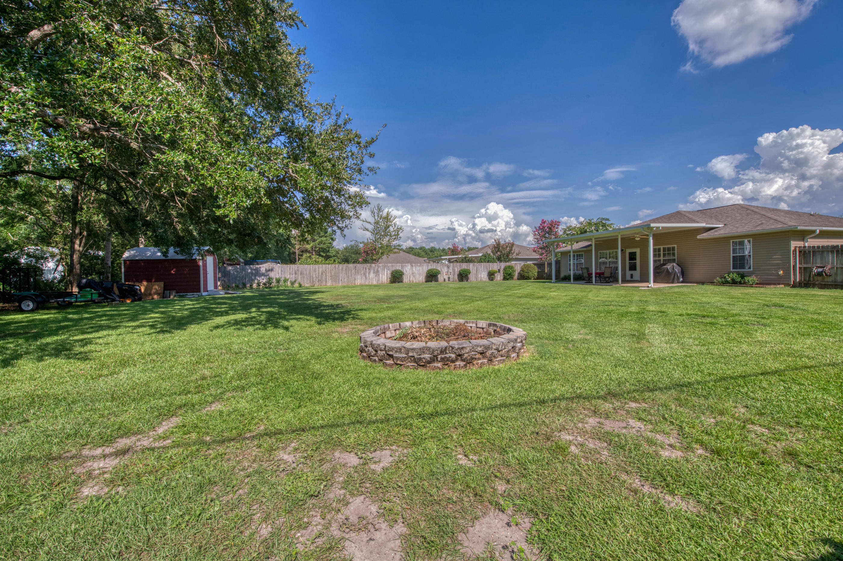 FOUR WINDS S/D - Residential