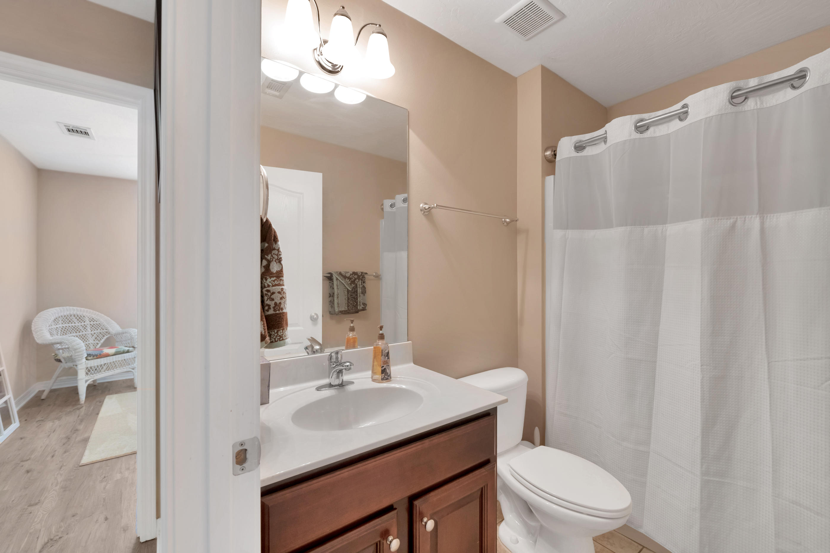 FOUR WINDS S/D - Residential