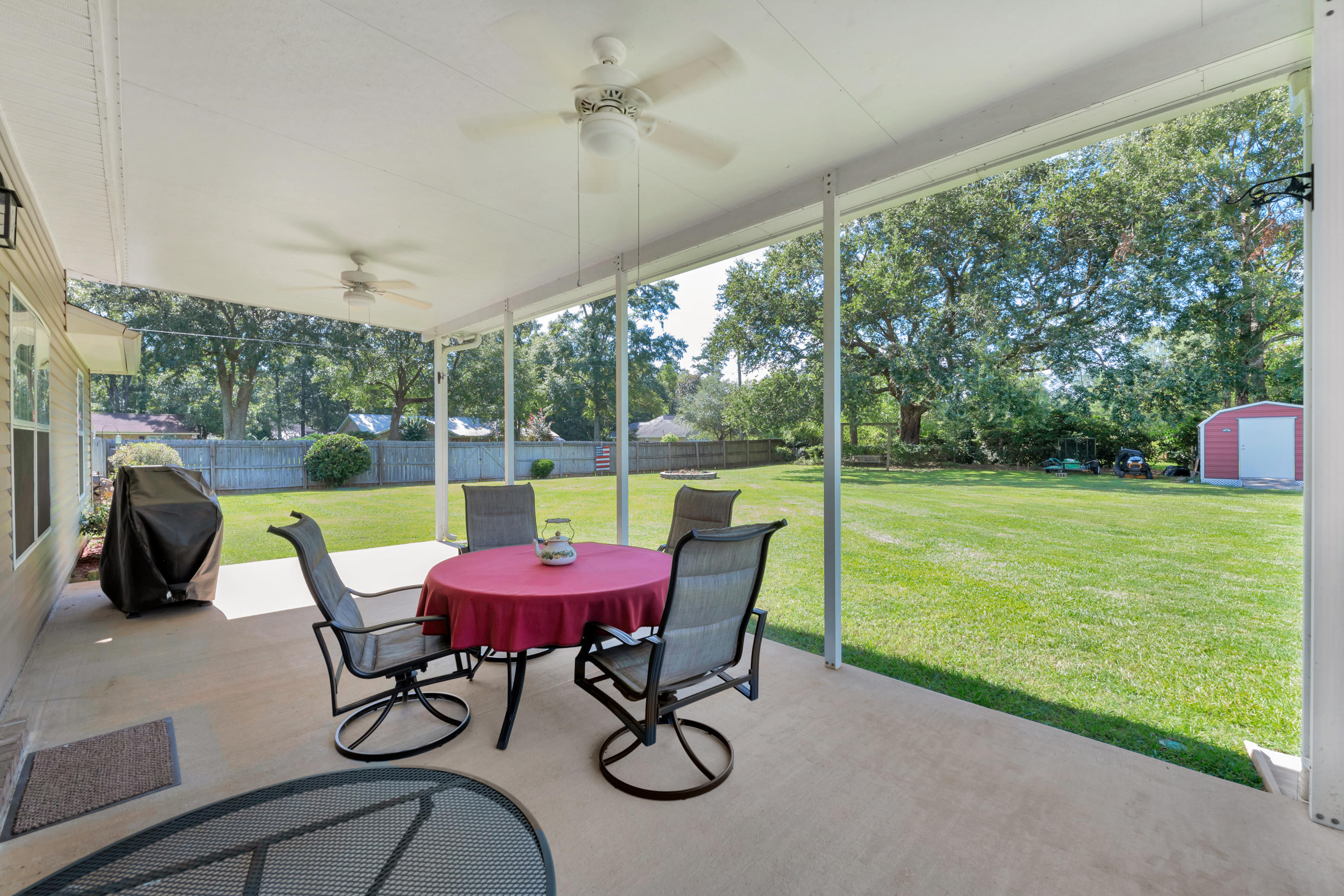 FOUR WINDS S/D - Residential