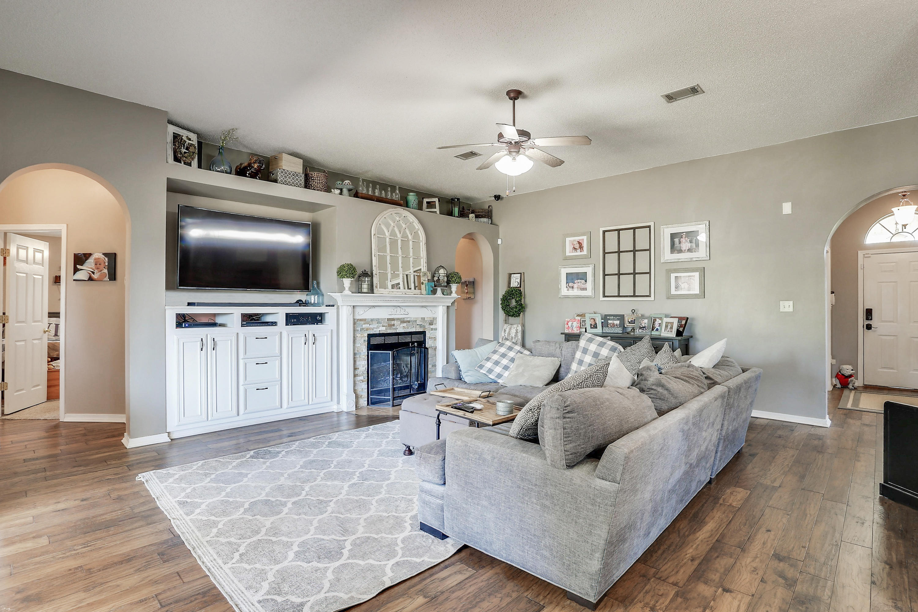 HOLLEY BY THE SEA - Residential