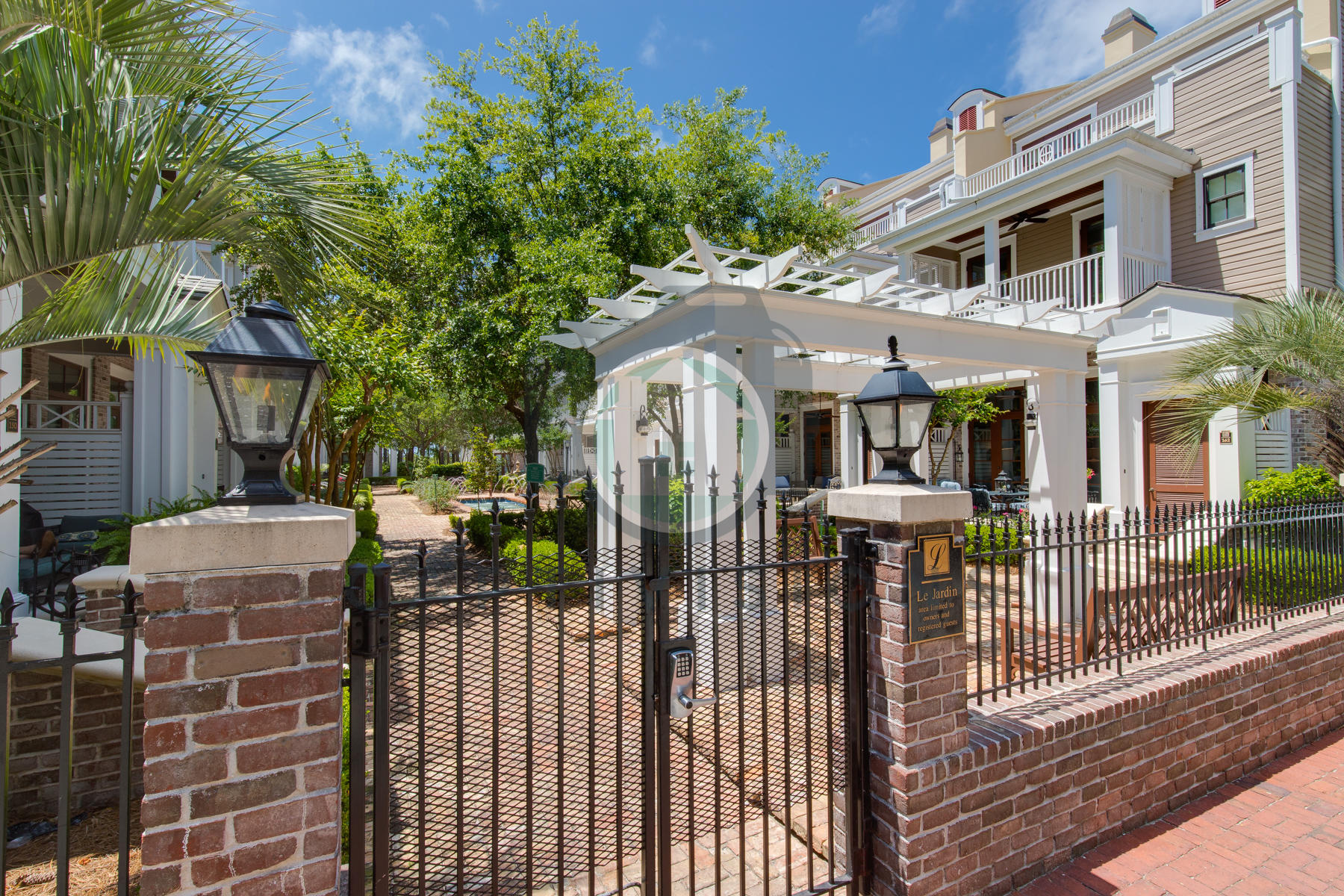 LE JARDIN - Residential