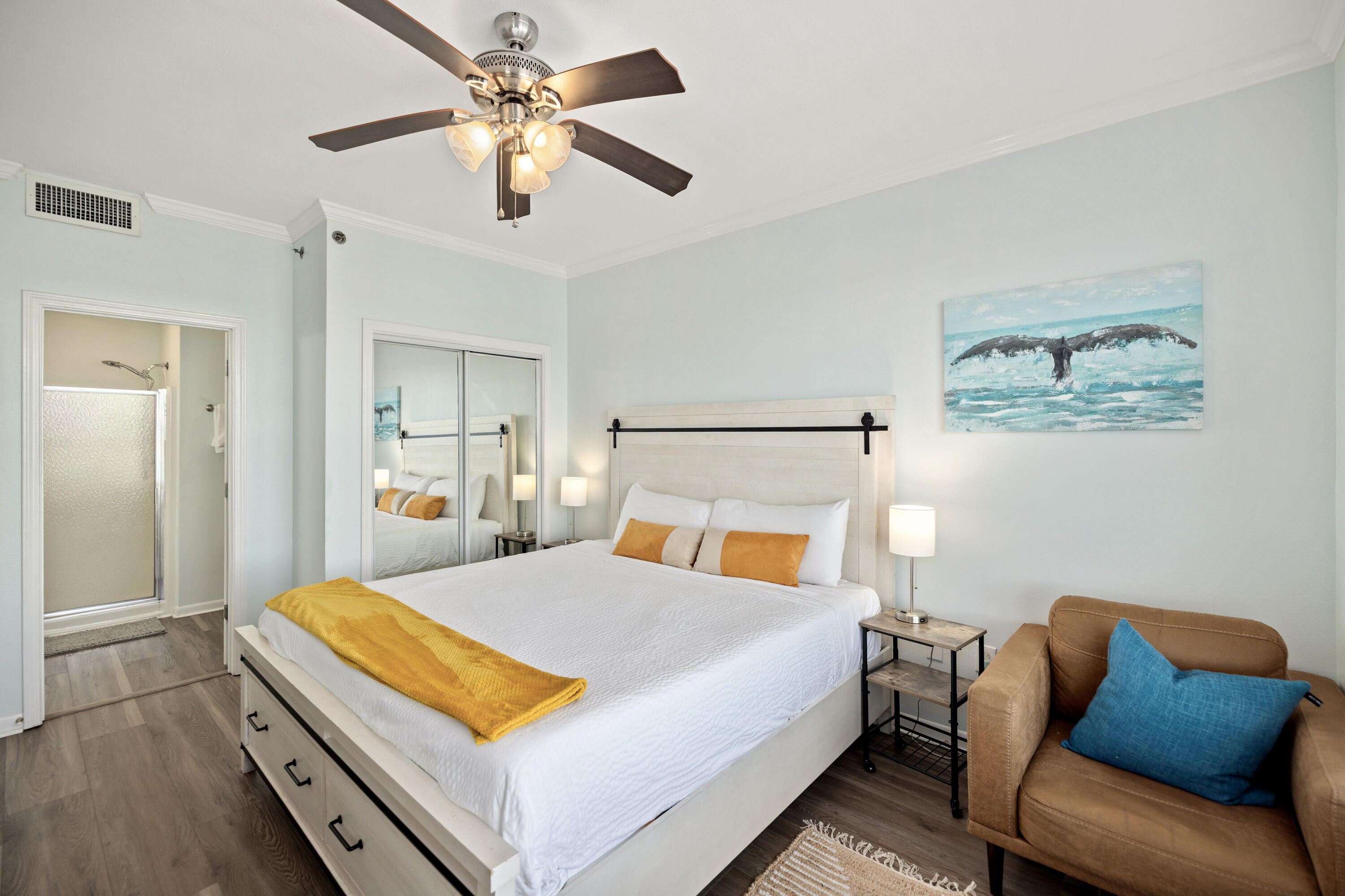 PALM COURT YACHT CLUB - Residential