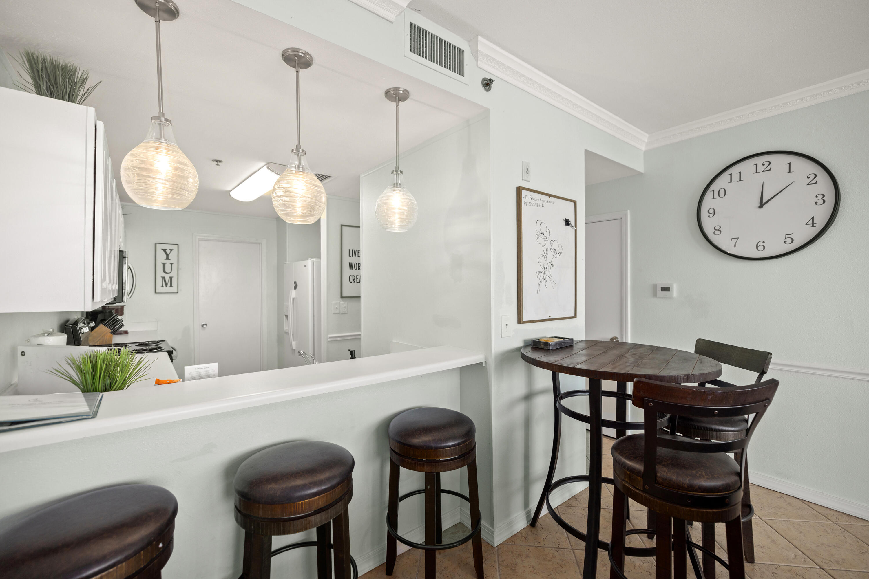 PALM COURT YACHT CLUB - Residential