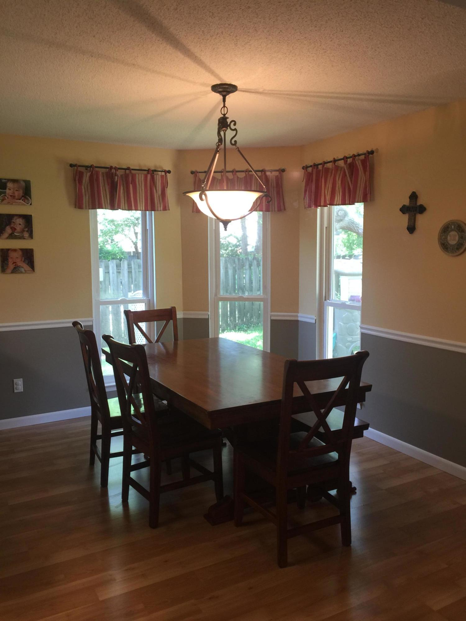 PARKWOOD LANE BLUEWATER BAY - Residential