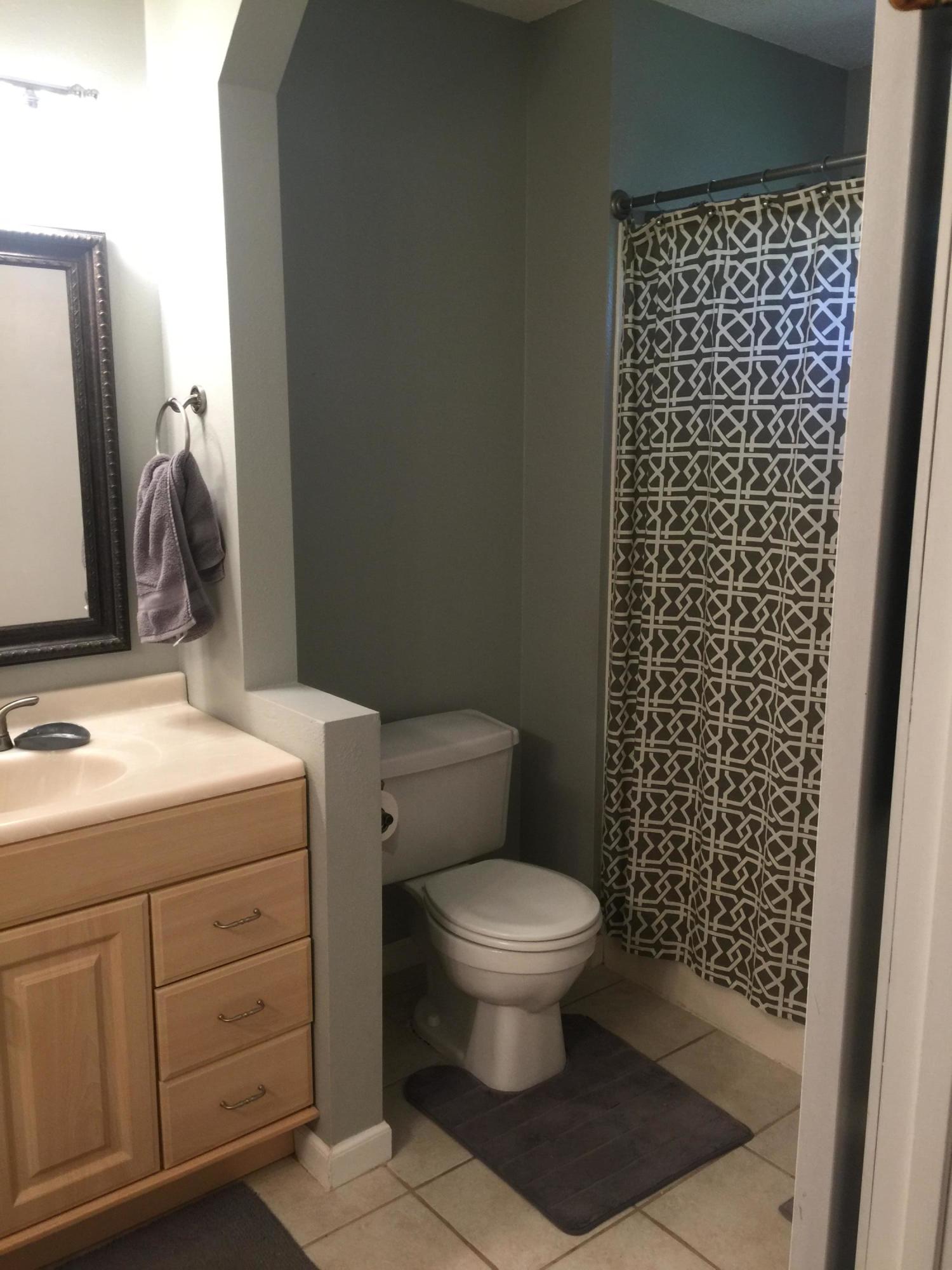 PARKWOOD LANE BLUEWATER BAY - Residential