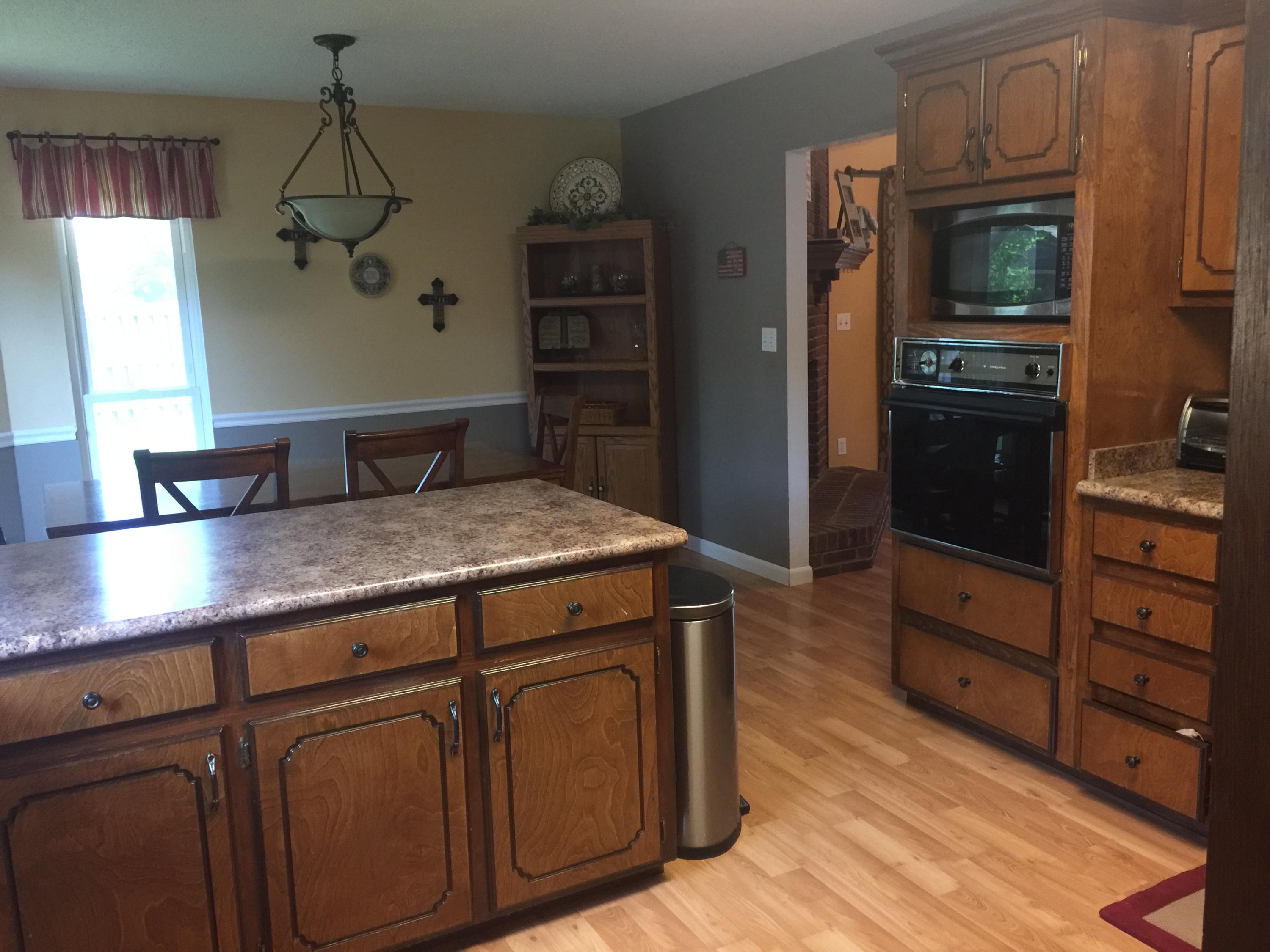 PARKWOOD LANE BLUEWATER BAY - Residential